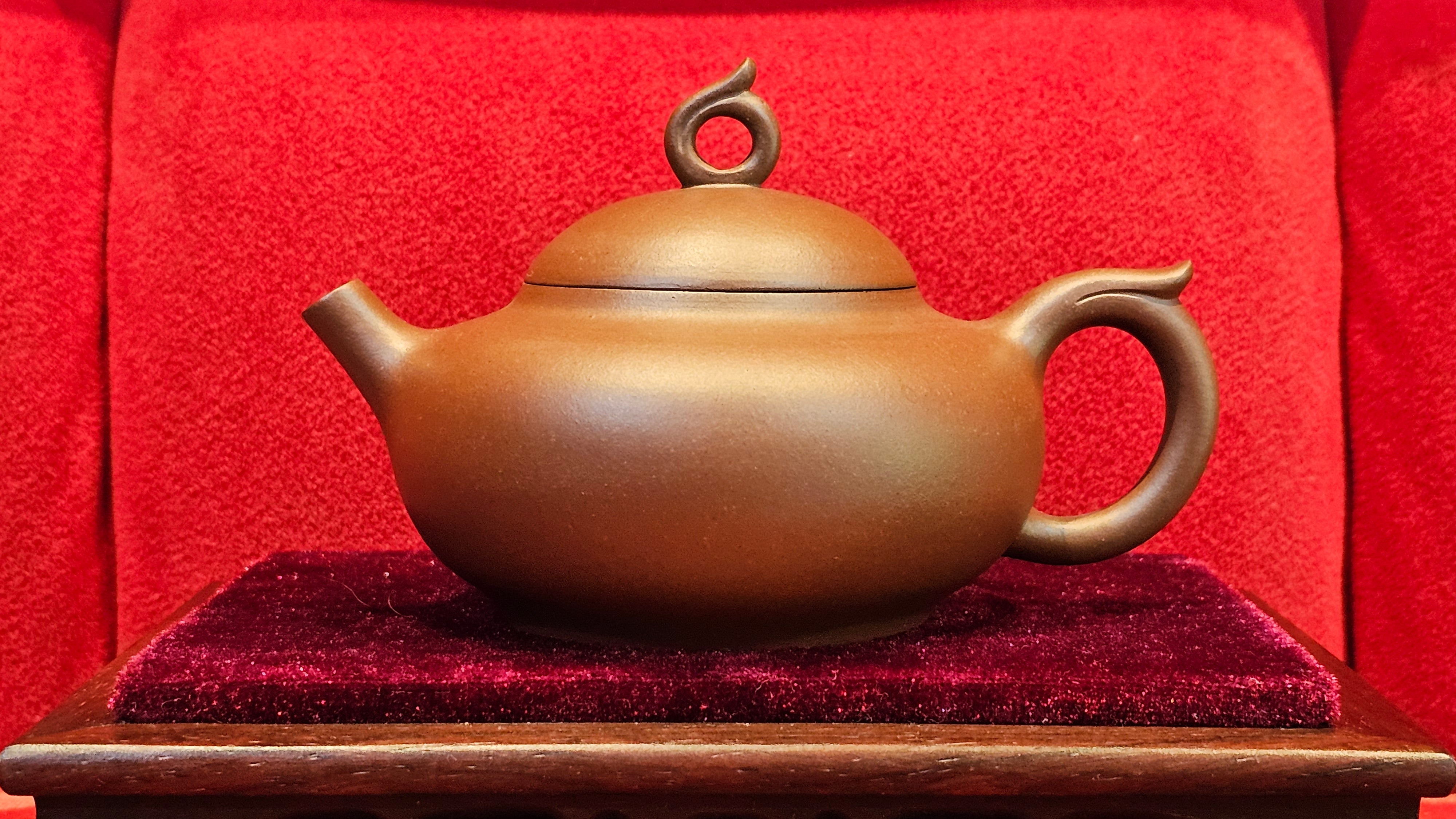 《云上》"Yun Shang", 148.8ml, Zi Ni 紫泥 ~ Crafted by L3A Consummate Master Artist Li Yan Ru 李艳如 ~ Congratulations to Mr M.C., 1024hrs 25th Apr, Singapore 🇸🇬.