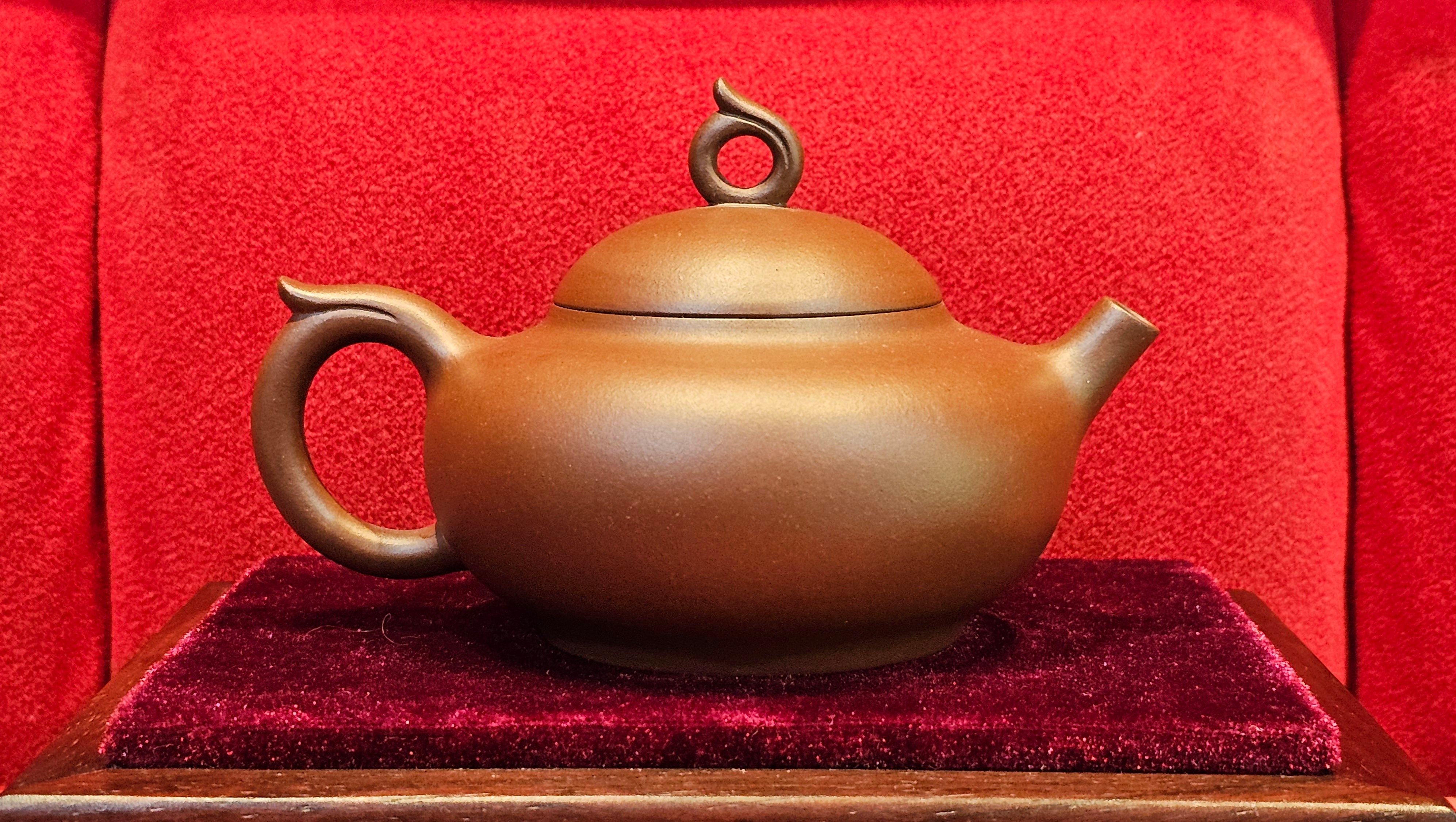 《云上》"Yun Shang", 148.8ml, Zi Ni 紫泥 ~ Crafted by L3A Consummate Master Artist Li Yan Ru 李艳如 ~ Congratulations to Mr M.C., 1024hrs 25th Apr, Singapore 🇸🇬.