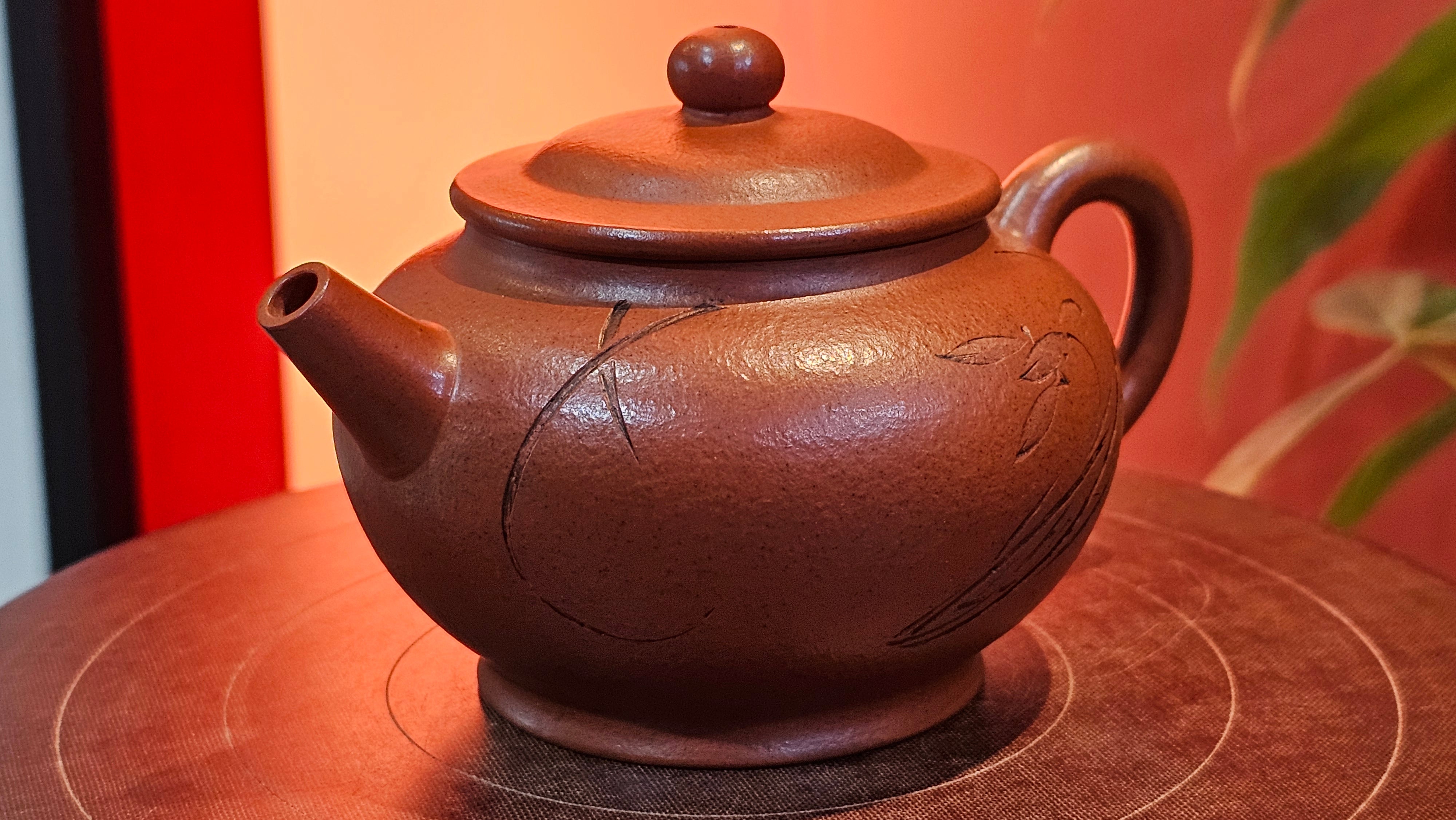 《宫灯》Gong Deng, 170.3ml, Tie Sha Zhu Ni 铁砂朱泥, made by Craftsman Zhu Jie 朱杰 from the YiXing's renowned family for Tie Sha Zhu Ni 铁砂朱泥 ~ Congratulations to Mr T.A., 1337hrs 26th Apr, Samorin, Slovakia 🇸🇰.