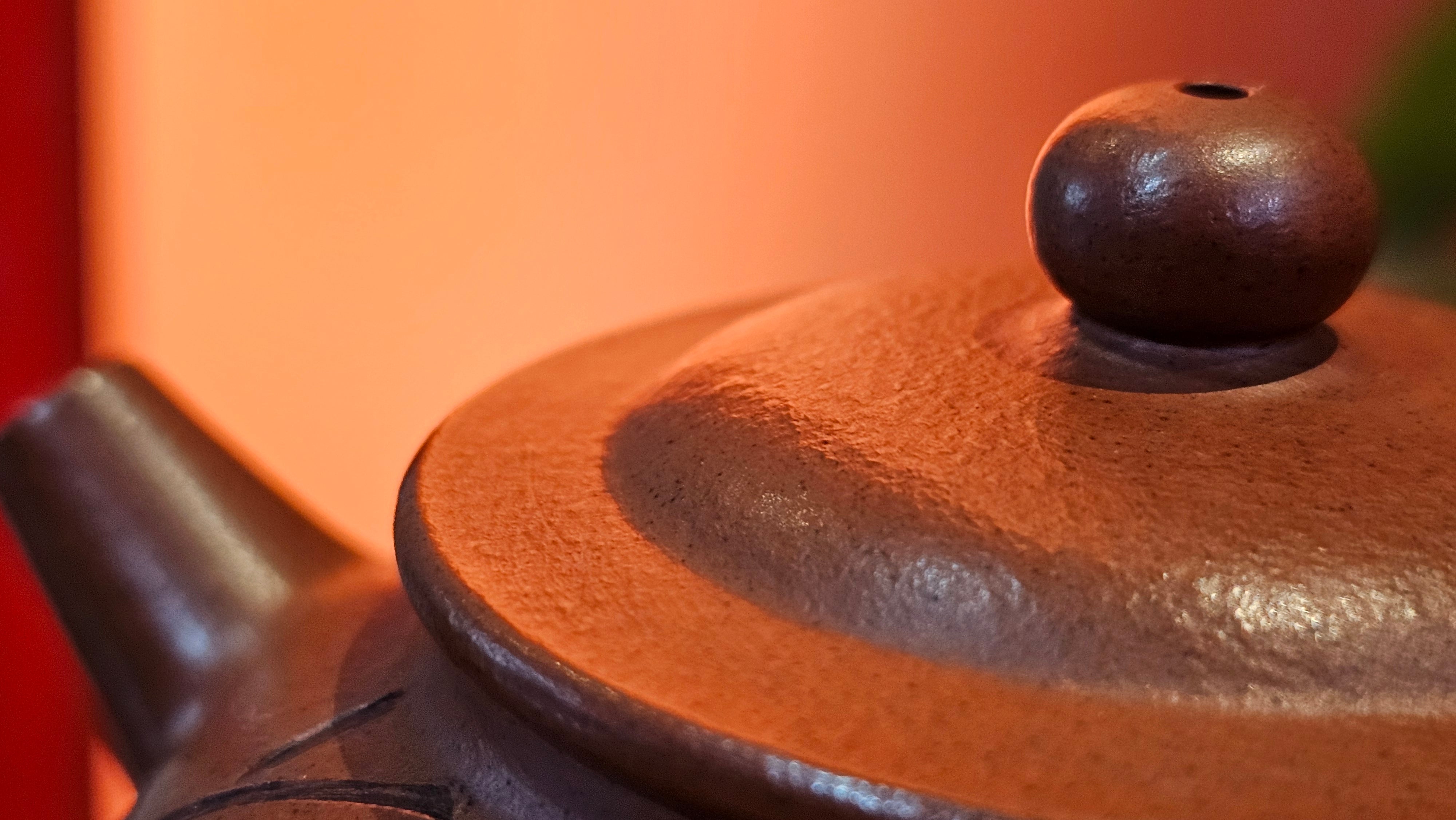 《宫灯》Gong Deng, 170.3ml, Tie Sha Zhu Ni 铁砂朱泥, made by Craftsman Zhu Jie 朱杰 from the YiXing's renowned family for Tie Sha Zhu Ni 铁砂朱泥 ~ Congratulations to Mr T.A., 1337hrs 26th Apr, Samorin, Slovakia 🇸🇰.