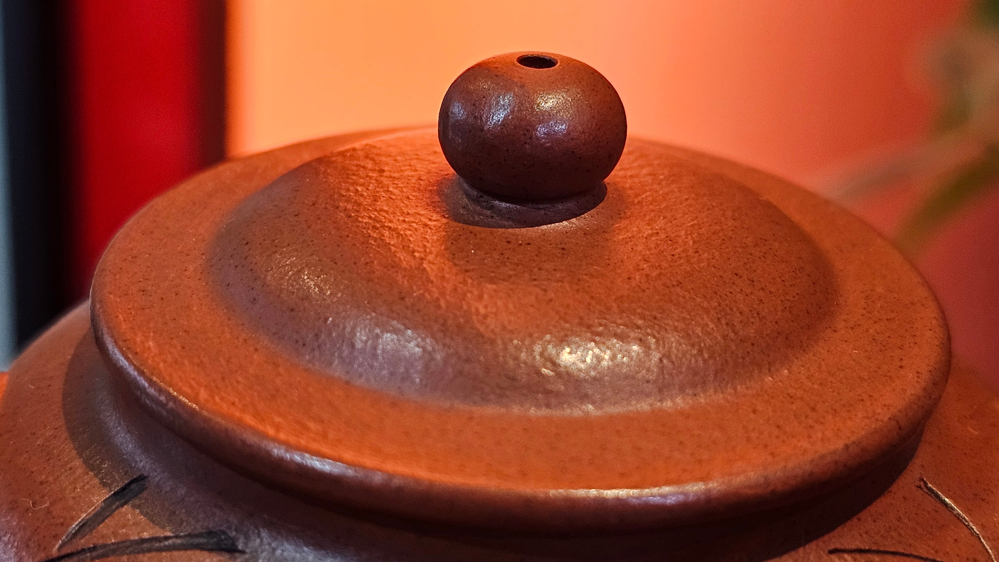 《宫灯》Gong Deng, 170.3ml, Tie Sha Zhu Ni 铁砂朱泥, made by Craftsman Zhu Jie 朱杰 from the YiXing's renowned family for Tie Sha Zhu Ni 铁砂朱泥 ~ Congratulations to Mr T.A., 1337hrs 26th Apr, Samorin, Slovakia 🇸🇰.