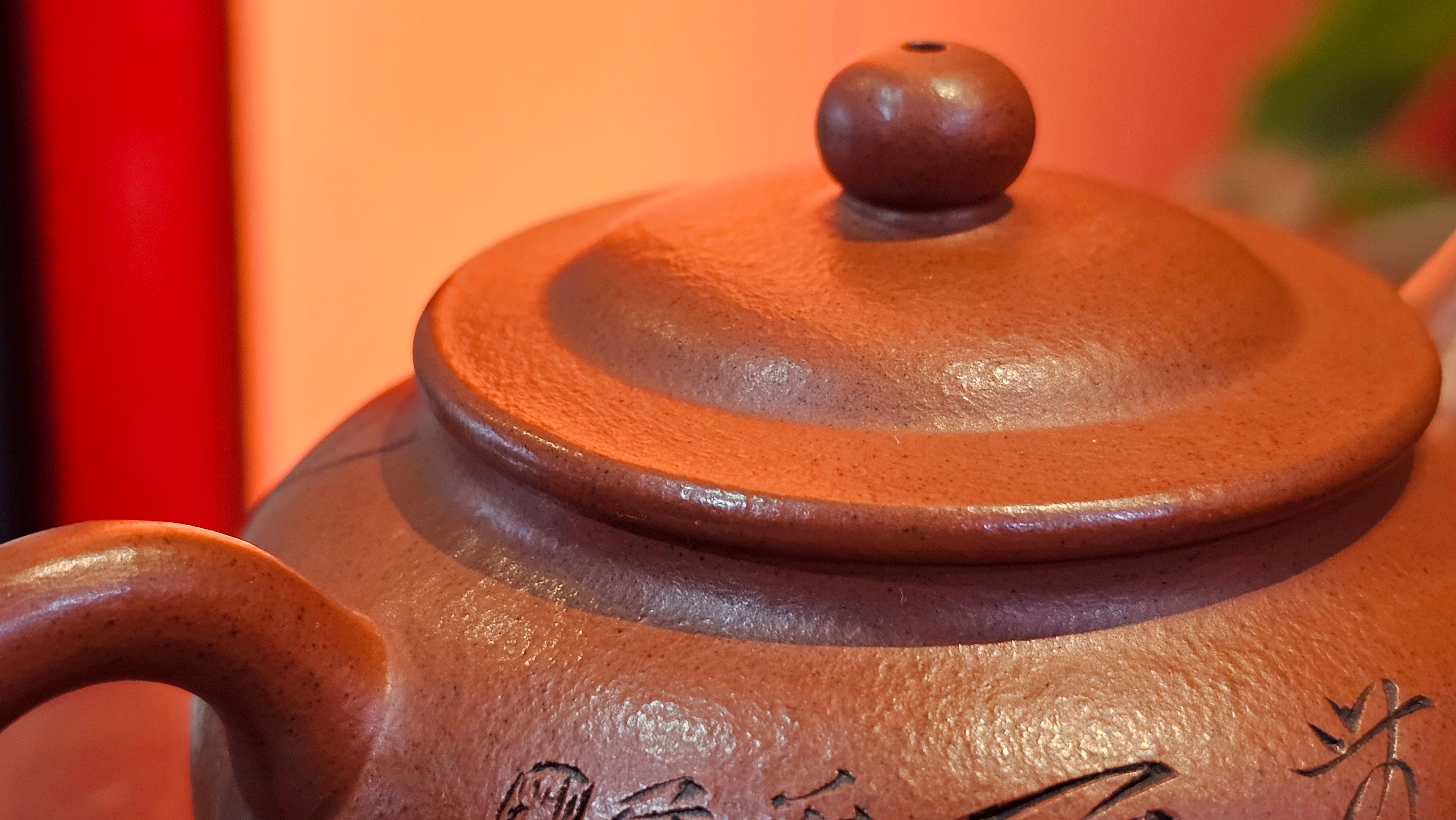 《宫灯》Gong Deng, 170.3ml, Tie Sha Zhu Ni 铁砂朱泥, made by Craftsman Zhu Jie 朱杰 from the YiXing's renowned family for Tie Sha Zhu Ni 铁砂朱泥 ~ Congratulations to Mr T.A., 1337hrs 26th Apr, Samorin, Slovakia 🇸🇰.