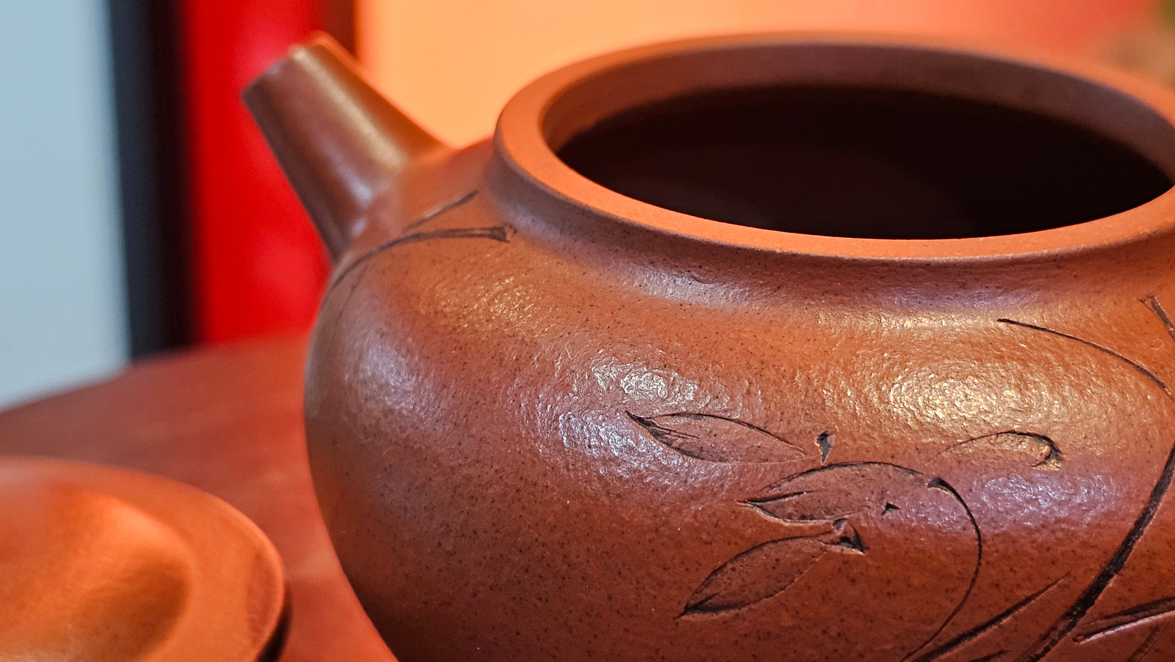 《宫灯》Gong Deng, 170.3ml, Tie Sha Zhu Ni 铁砂朱泥, made by Craftsman Zhu Jie 朱杰 from the YiXing's renowned family for Tie Sha Zhu Ni 铁砂朱泥 ~ Congratulations to Mr T.A., 1337hrs 26th Apr, Samorin, Slovakia 🇸🇰.