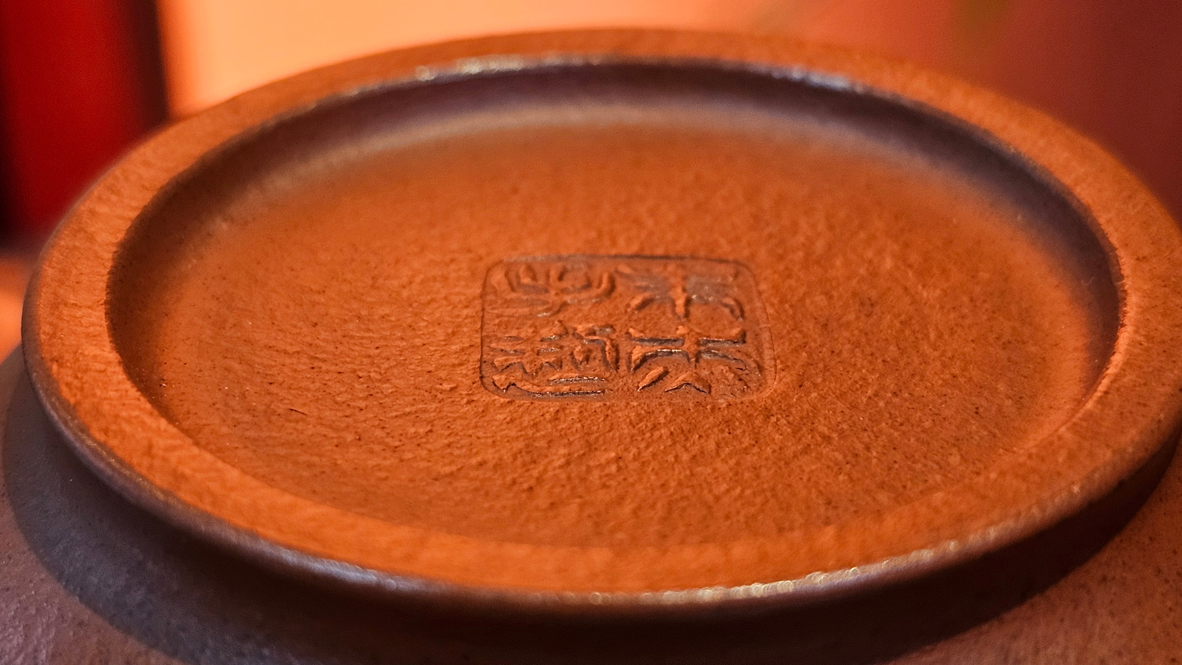 《宫灯》Gong Deng, 170.3ml, Tie Sha Zhu Ni 铁砂朱泥, made by Craftsman Zhu Jie 朱杰 from the YiXing's renowned family for Tie Sha Zhu Ni 铁砂朱泥 ~ Congratulations to Mr T.A., 1337hrs 26th Apr, Samorin, Slovakia 🇸🇰.