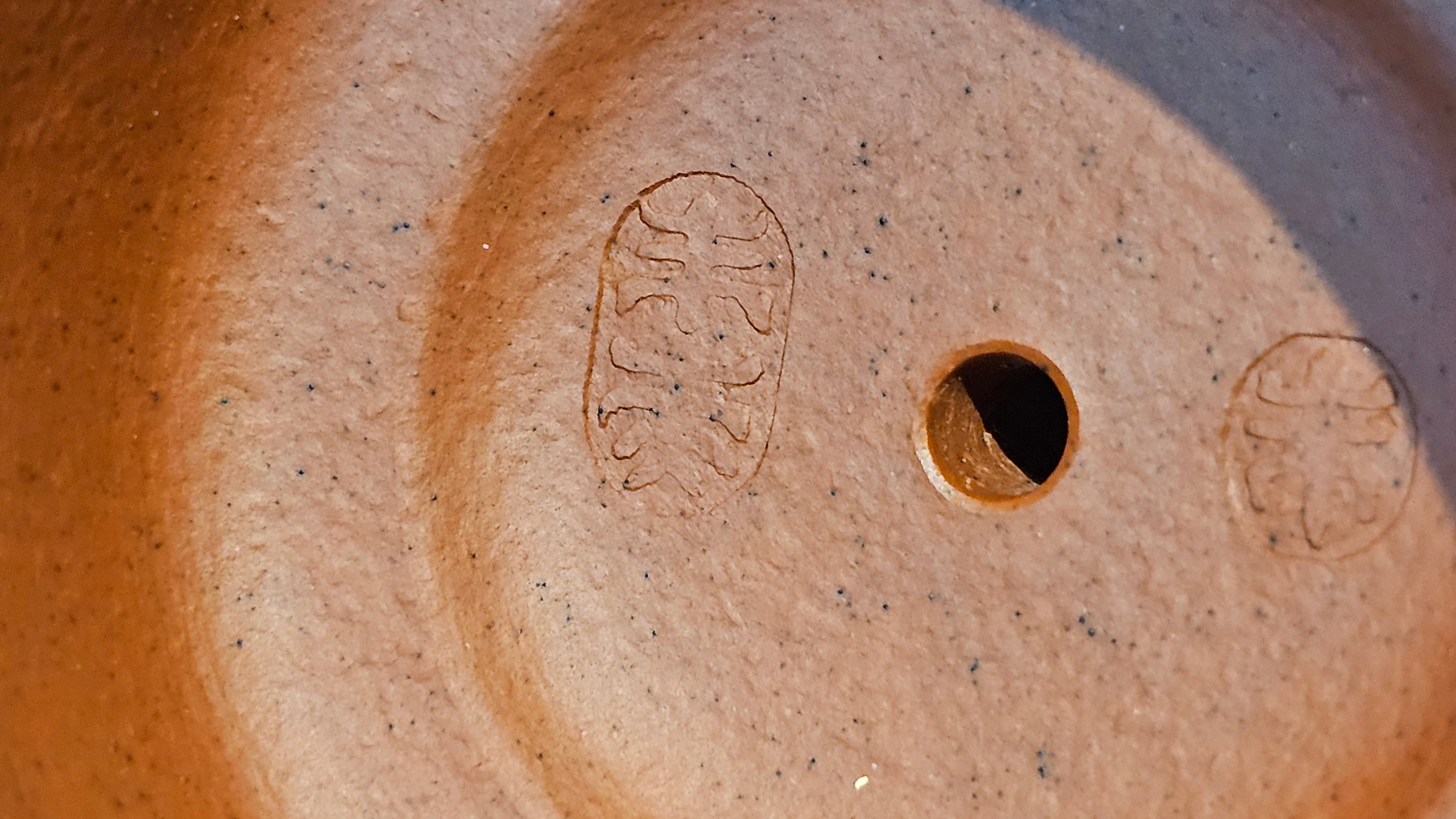 《宫灯》Gong Deng, 170.3ml, Tie Sha Zhu Ni 铁砂朱泥, made by Craftsman Zhu Jie 朱杰 from the YiXing's renowned family for Tie Sha Zhu Ni 铁砂朱泥 ~ Congratulations to Mr T.A., 1337hrs 26th Apr, Samorin, Slovakia 🇸🇰.