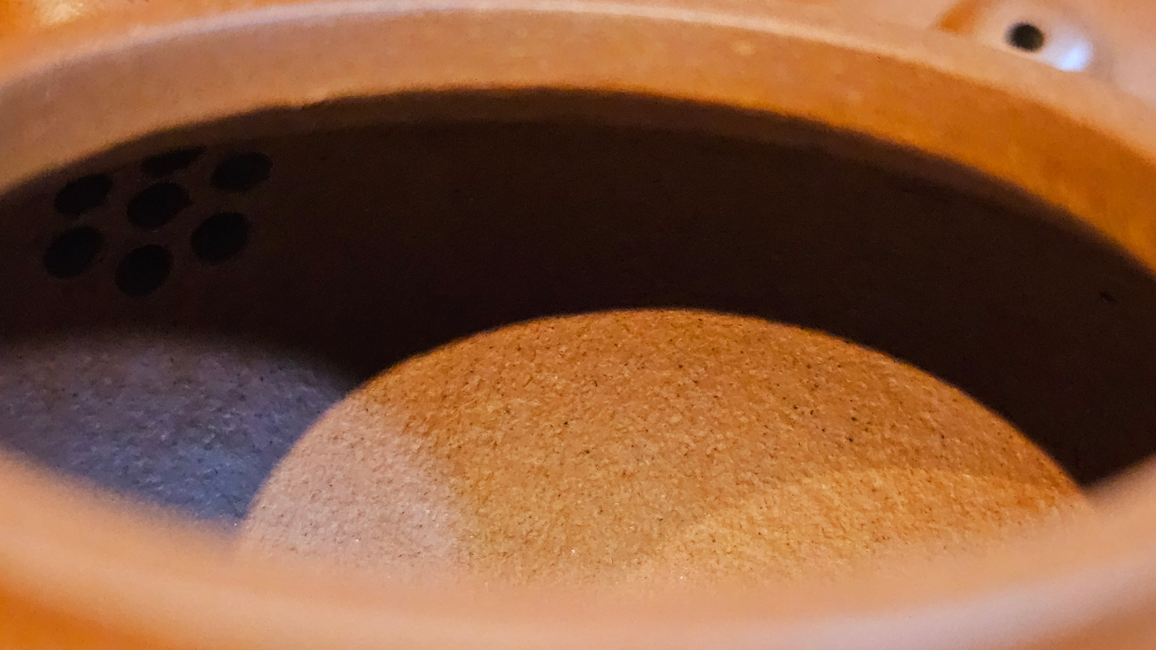 《宫灯》Gong Deng, 170.3ml, Tie Sha Zhu Ni 铁砂朱泥, made by Craftsman Zhu Jie 朱杰 from the YiXing's renowned family for Tie Sha Zhu Ni 铁砂朱泥 ~ Congratulations to Mr T.A., 1337hrs 26th Apr, Samorin, Slovakia 🇸🇰.