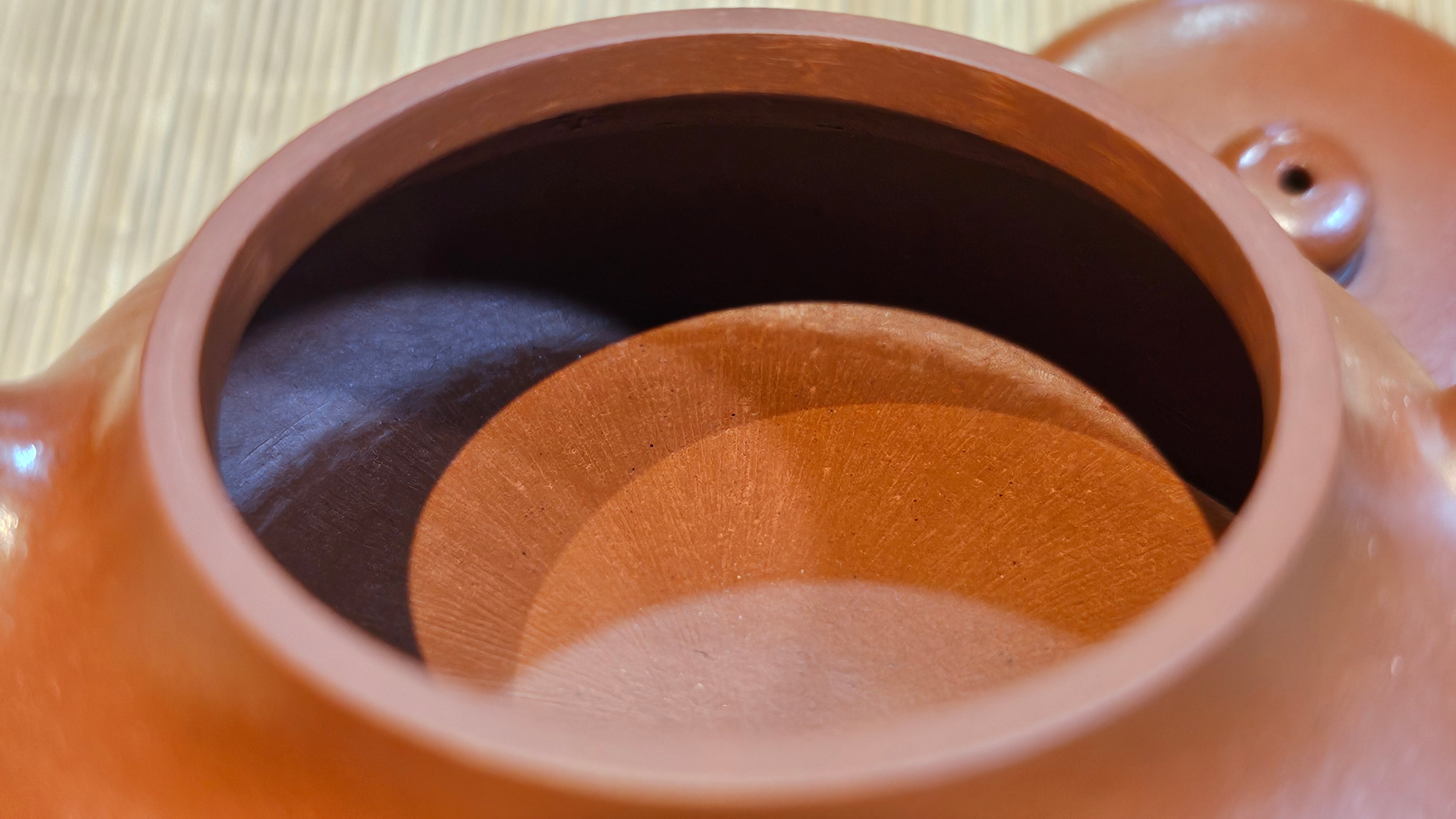 Jing Le 静乐 ~ "Quiet happiness", 101.9ml, Xiao Mei Yao Zhu Ni 小煤窑朱泥, by our Collaborative Craftsman Wang Xing 王兴 ~ Congratulations to Mr V.B., 1849hrs 9th May 2025, Grenoble, France 🇫🇷.