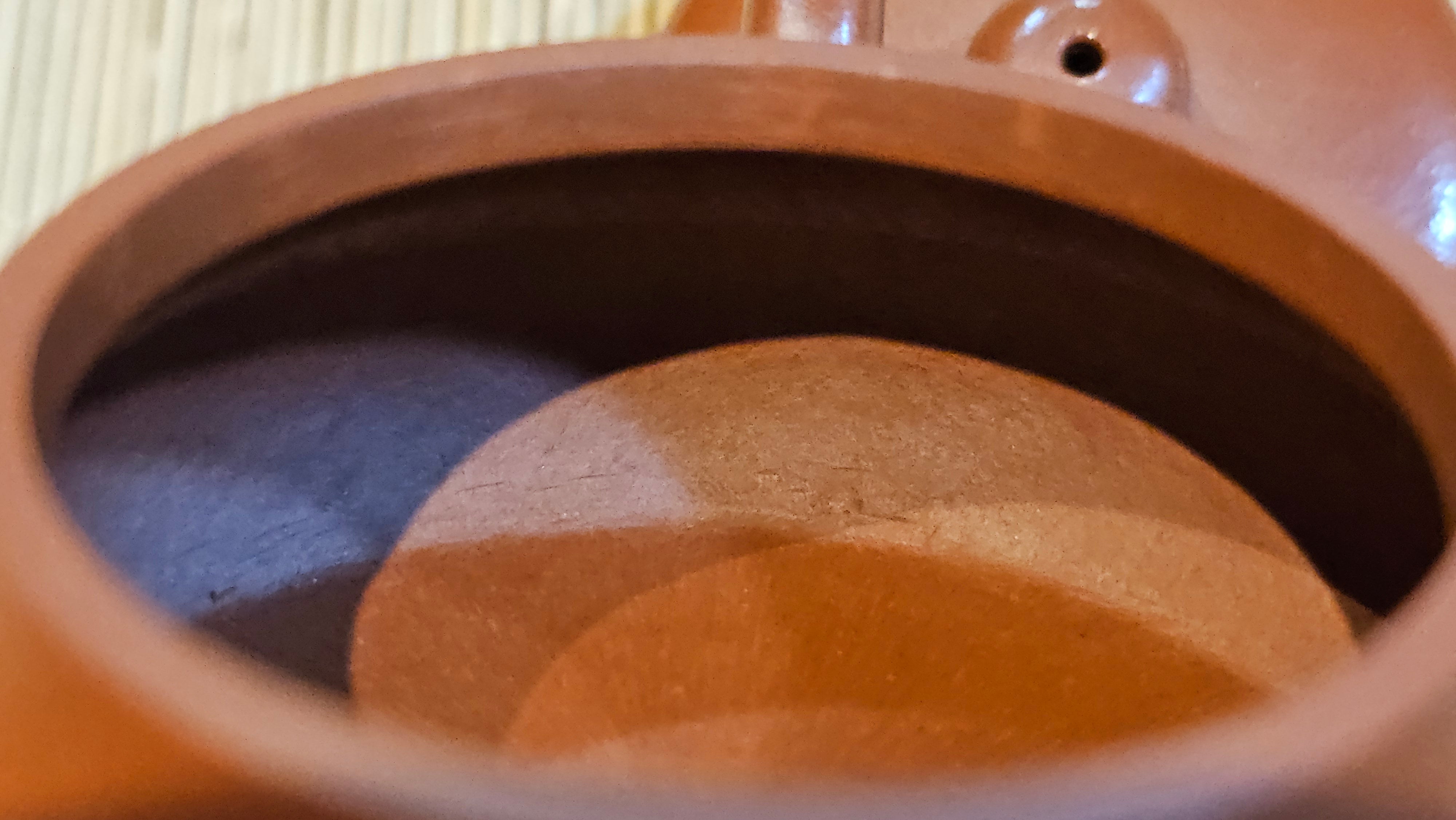 Jing Le 静乐 ~ "Quiet happiness", 101.9ml, Xiao Mei Yao Zhu Ni 小煤窑朱泥, by our Collaborative Craftsman Wang Xing 王兴 ~ Congratulations to Mr V.B., 1849hrs 9th May 2025, Grenoble, France 🇫🇷.