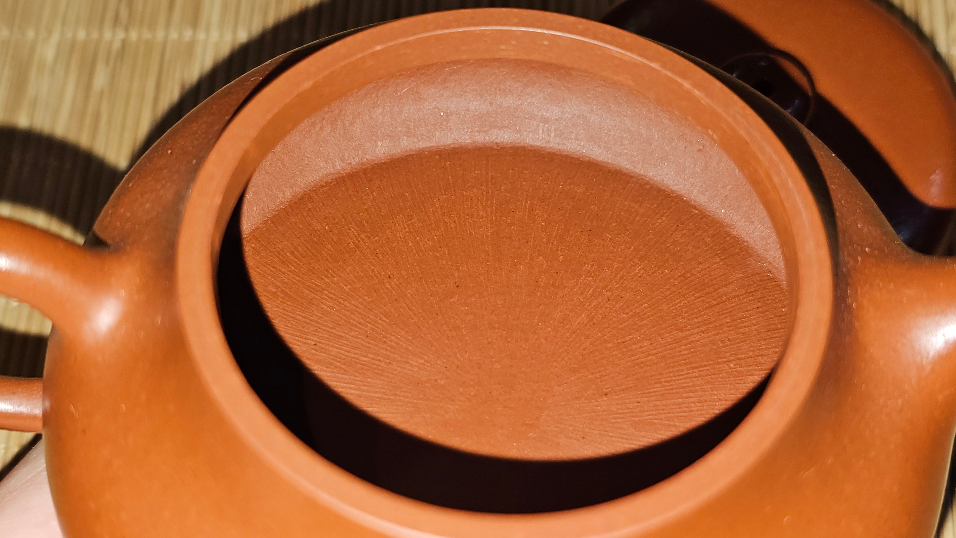 Jing Le 静乐 ~ "Quiet happiness", 101.9ml, Xiao Mei Yao Zhu Ni 小煤窑朱泥, by our Collaborative Craftsman Wang Xing 王兴 ~ Congratulations to Mr V.B., 1849hrs 9th May 2025, Grenoble, France 🇫🇷.