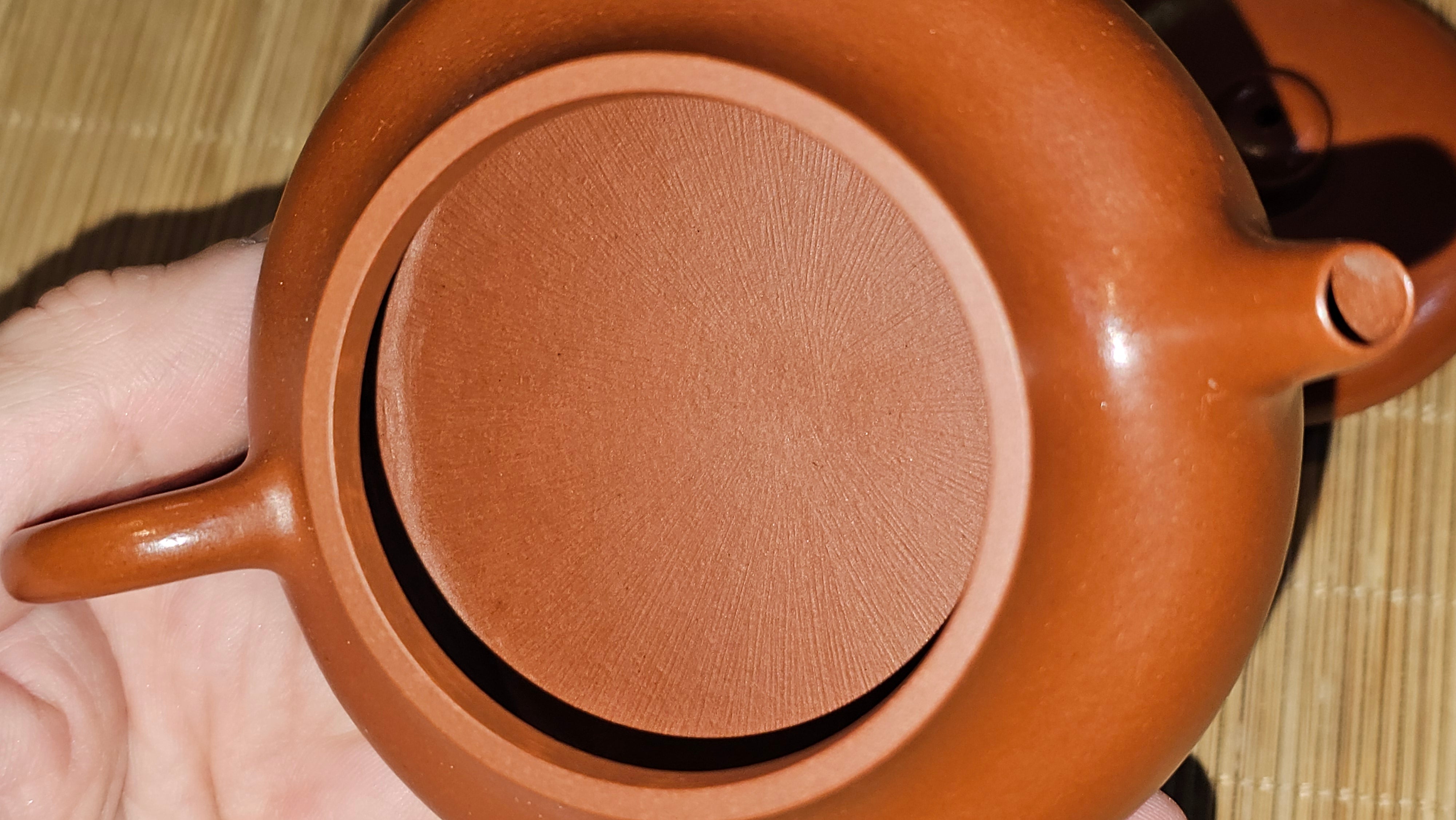 Jing Le 静乐 ~ "Quiet happiness", 101.9ml, Xiao Mei Yao Zhu Ni 小煤窑朱泥, by our Collaborative Craftsman Wang Xing 王兴 ~ Congratulations to Mr V.B., 1849hrs 9th May 2025, Grenoble, France 🇫🇷.