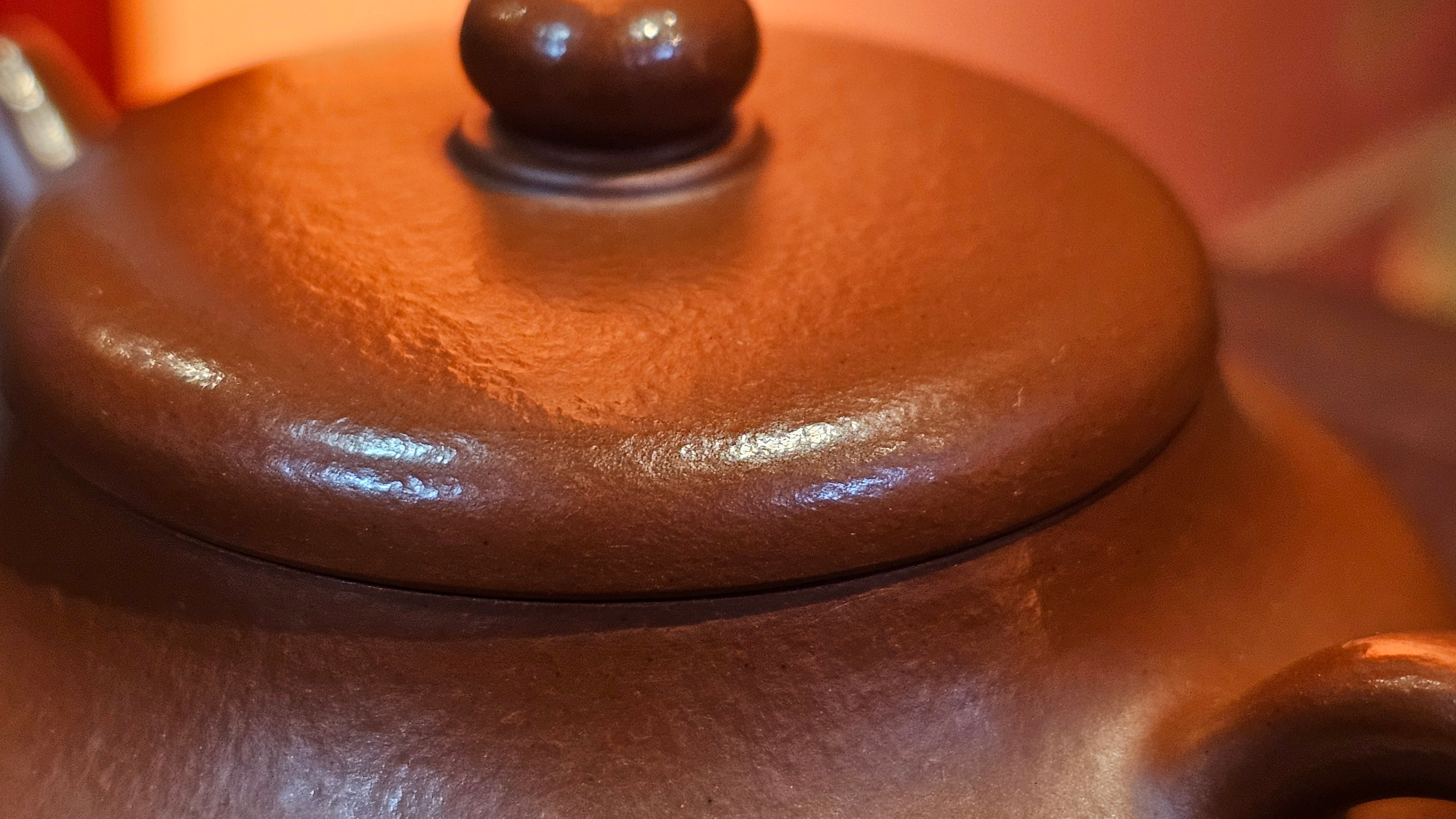 Jing Le 静乐 ~ "Quiet happiness", 101.9ml, Xiao Mei Yao Zhu Ni 小煤窑朱泥, by our Collaborative Craftsman Wang Xing 王兴 ~ Congratulations to Mr V.B., 1849hrs 9th May 2025, Grenoble, France 🇫🇷.