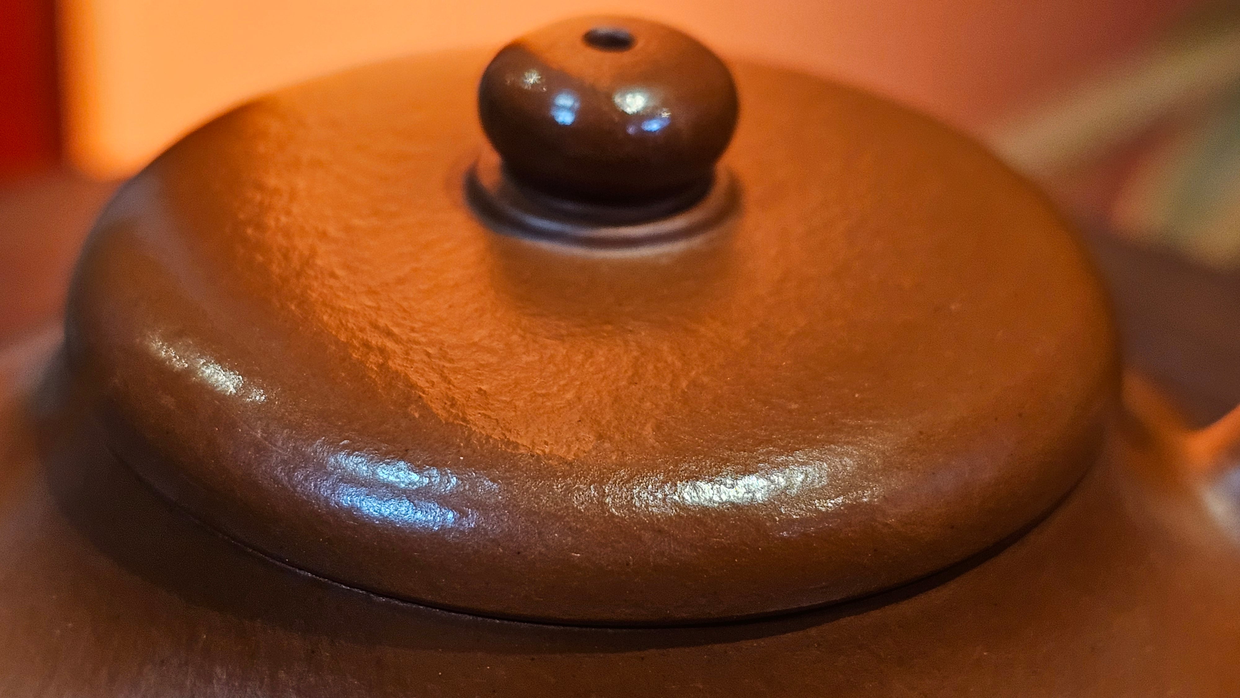 Jing Le 静乐 ~ "Quiet happiness", 101.9ml, Xiao Mei Yao Zhu Ni 小煤窑朱泥, by our Collaborative Craftsman Wang Xing 王兴 ~ Congratulations to Mr V.B., 1849hrs 9th May 2025, Grenoble, France 🇫🇷.