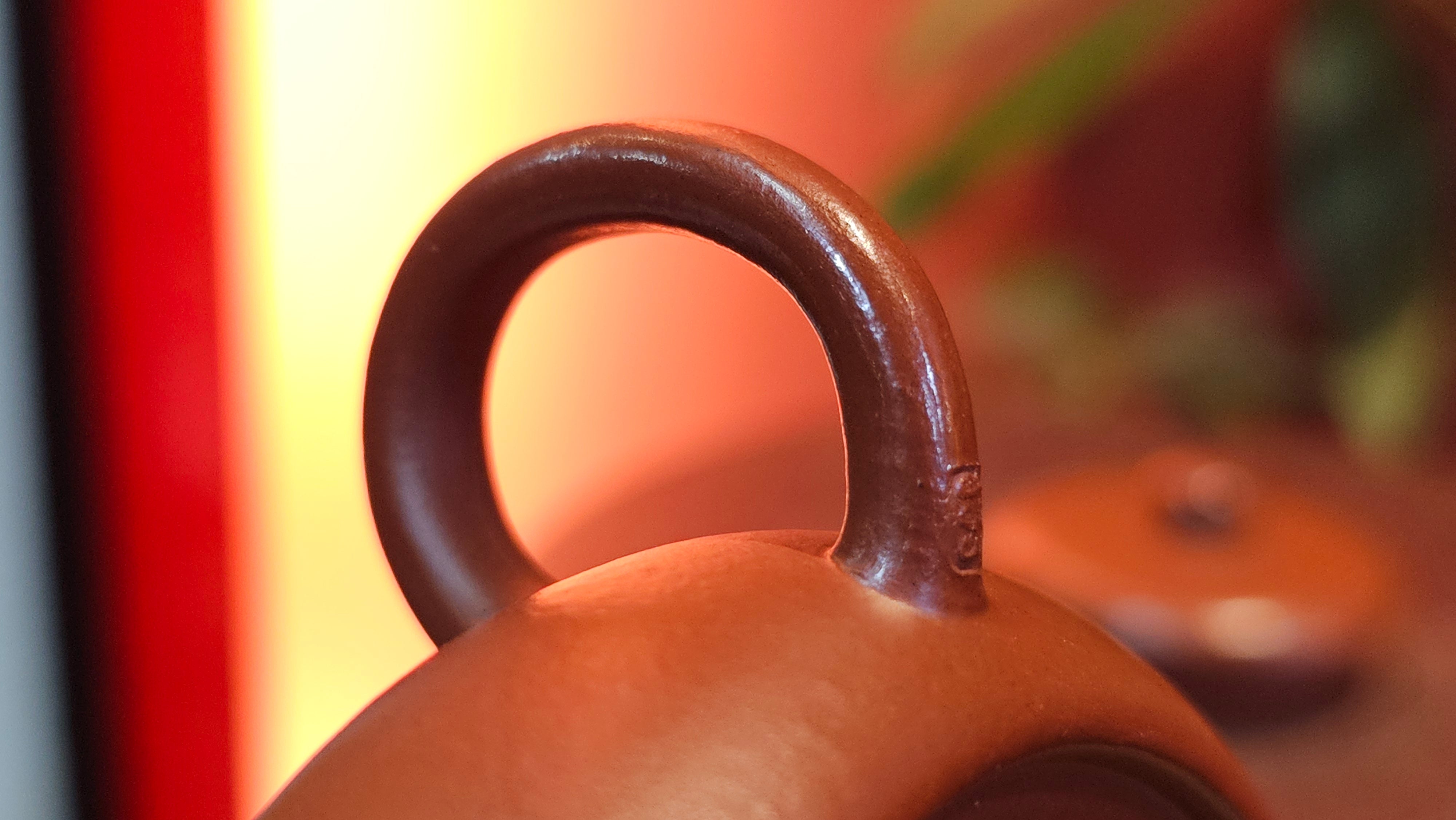 Jing Le 静乐 ~ "Quiet happiness", 101.9ml, Xiao Mei Yao Zhu Ni 小煤窑朱泥, by our Collaborative Craftsman Wang Xing 王兴 ~ Congratulations to Mr V.B., 1849hrs 9th May 2025, Grenoble, France 🇫🇷.