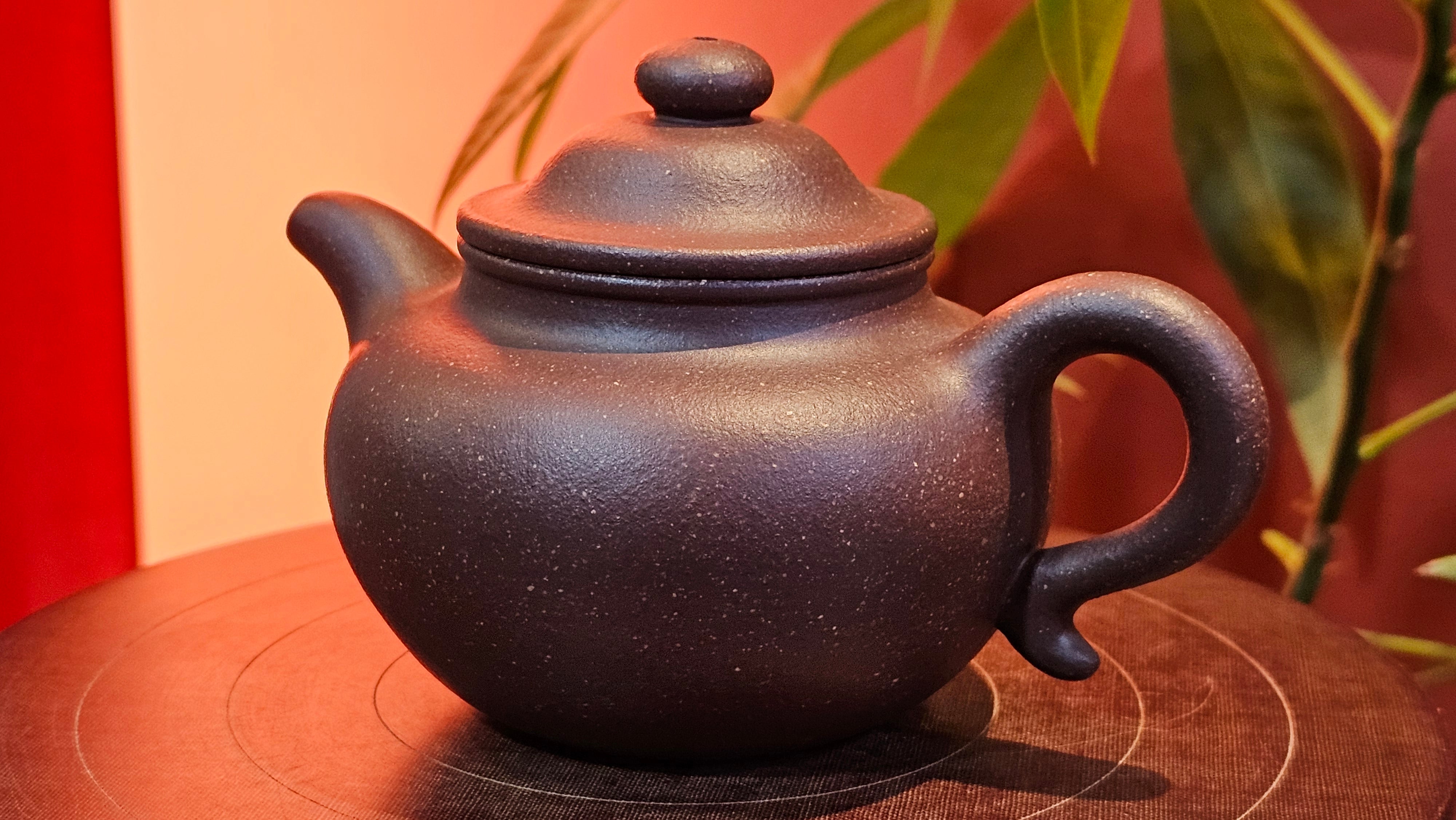 Lian Zi 莲子, 190.1ml, Lao Zi Ni 老紫泥 (Particular High Graininess, and Low Sieve Count), by Craftsman Chen Fa Chu 陈法初 ~ Congratulations to Mr M.H., 1718hrs 8th May 2025, Columbus, OH.