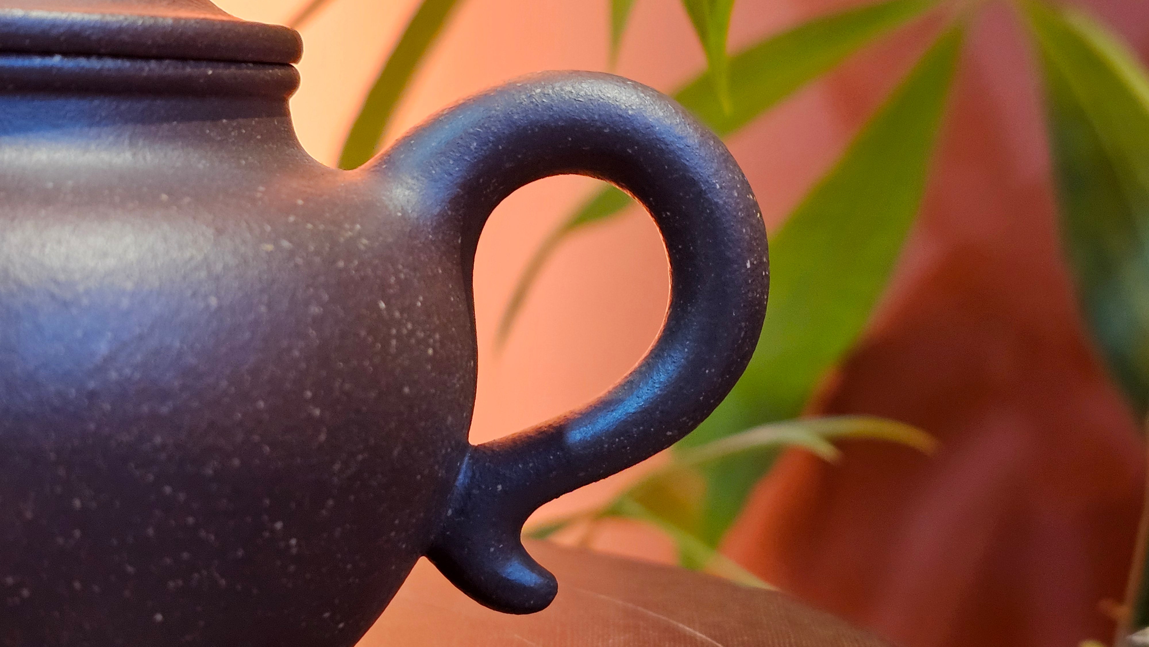 Lian Zi 莲子, 190.1ml, Lao Zi Ni 老紫泥 (Particular High Graininess, and Low Sieve Count), by Craftsman Chen Fa Chu 陈法初 ~ Congratulations to Mr M.H., 1718hrs 8th May 2025, Columbus, OH.