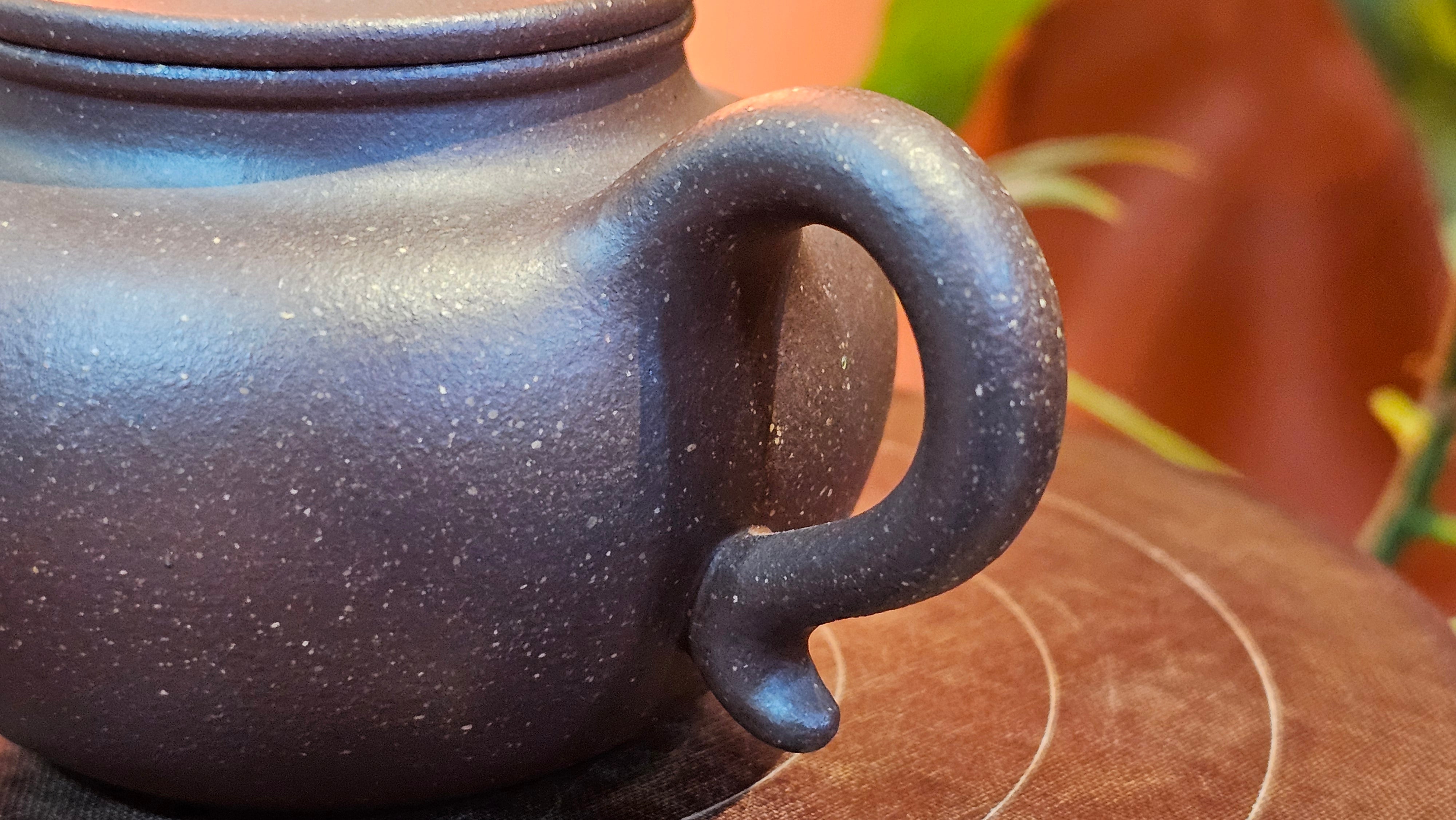 Lian Zi 莲子, 190.1ml, Lao Zi Ni 老紫泥 (Particular High Graininess, and Low Sieve Count), by Craftsman Chen Fa Chu 陈法初 ~ Congratulations to Mr M.H., 1718hrs 8th May 2025, Columbus, OH.