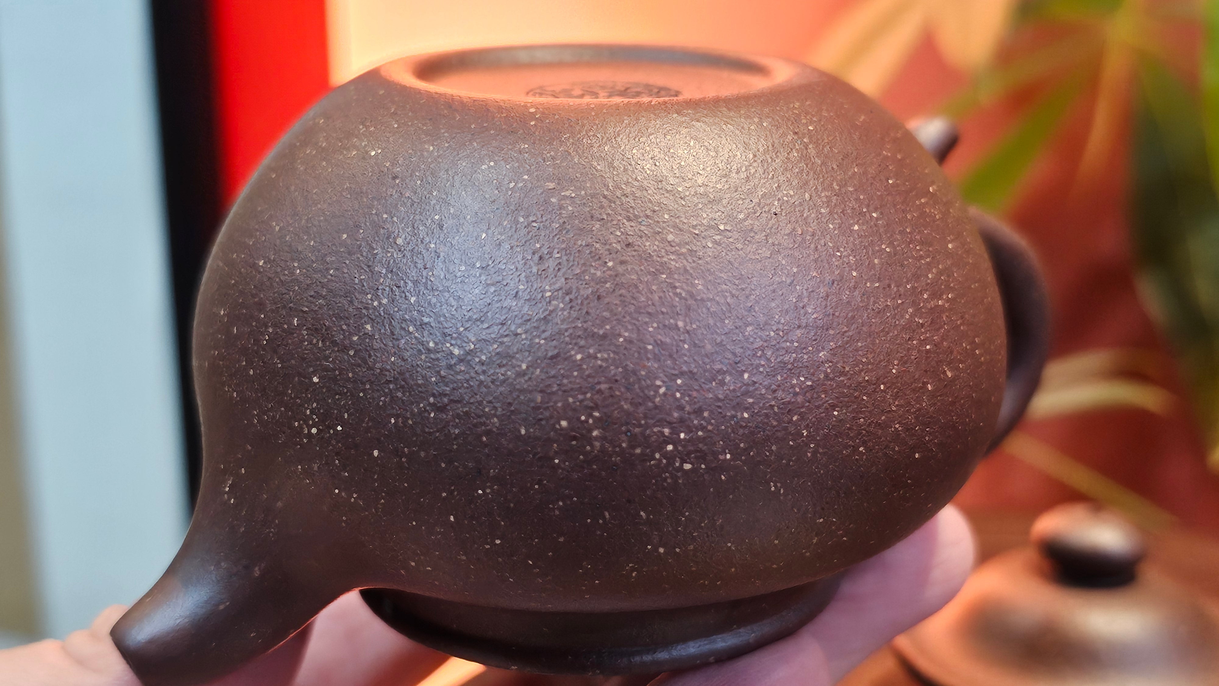 Lian Zi 莲子, 190.1ml, Lao Zi Ni 老紫泥 (Particular High Graininess, and Low Sieve Count), by Craftsman Chen Fa Chu 陈法初 ~ Congratulations to Mr M.H., 1718hrs 8th May 2025, Columbus, OH.