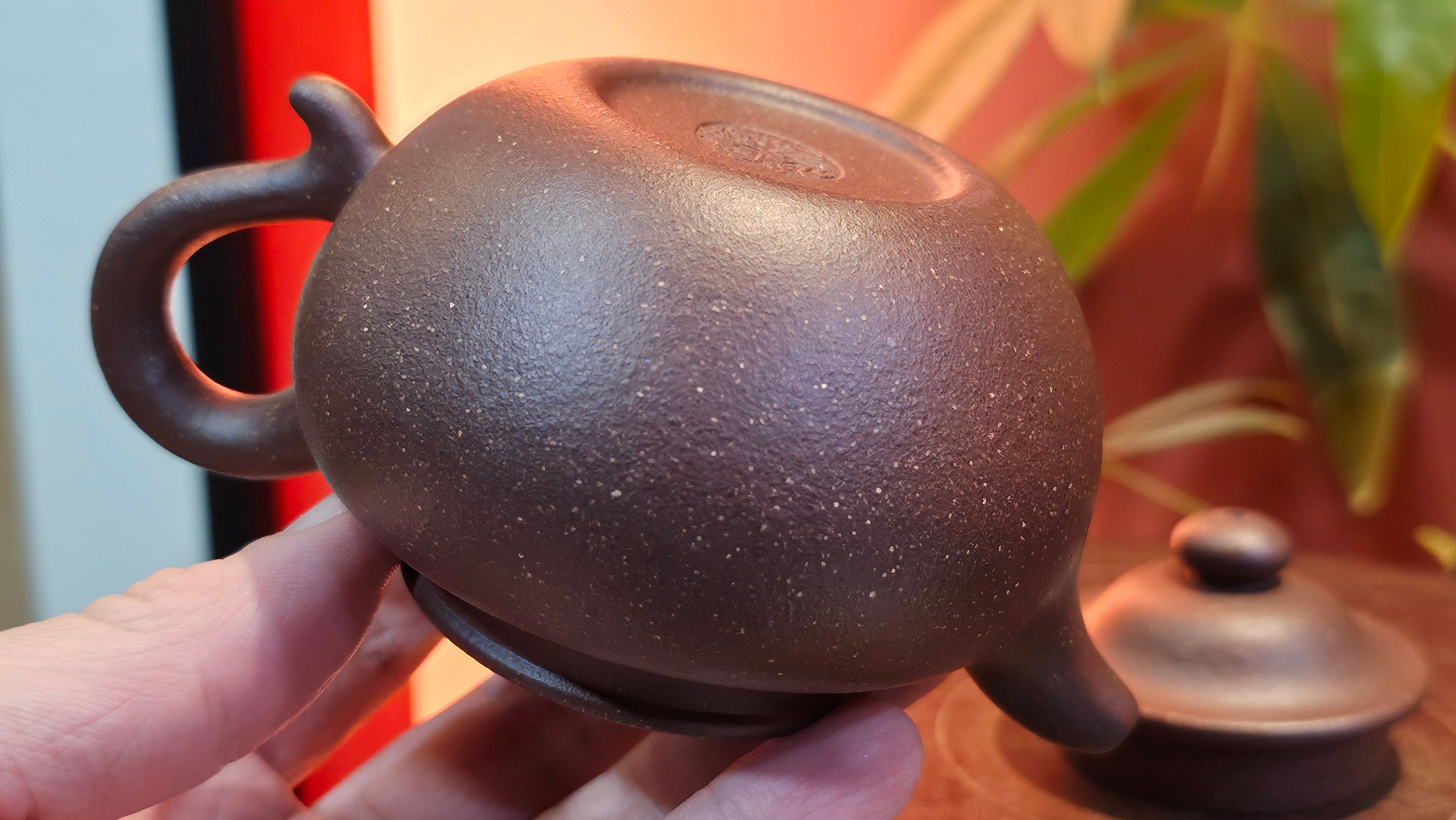 Lian Zi 莲子, 190.1ml, Lao Zi Ni 老紫泥 (Particular High Graininess, and Low Sieve Count), by Craftsman Chen Fa Chu 陈法初 ~ Congratulations to Mr M.H., 1718hrs 8th May 2025, Columbus, OH.