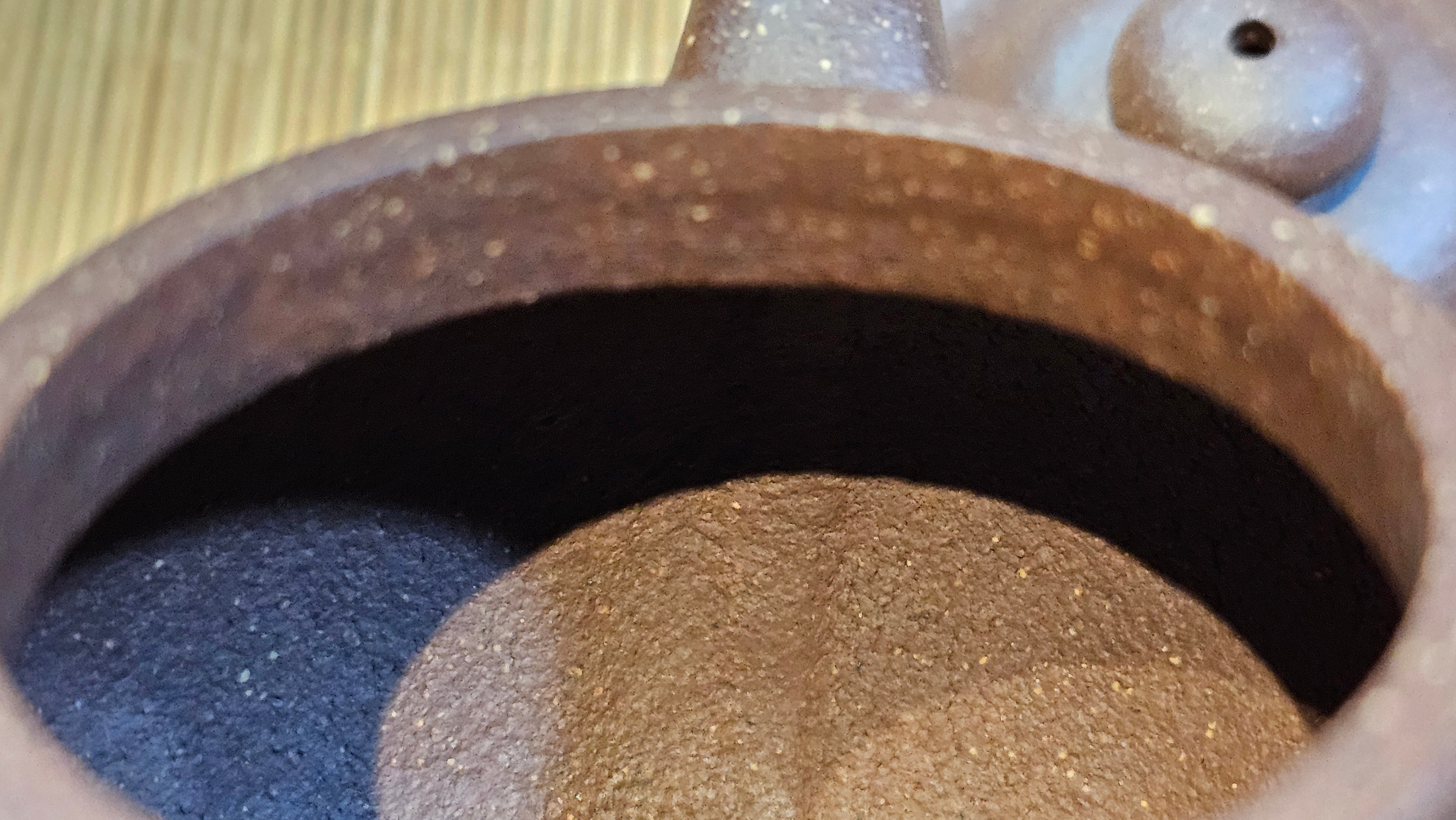 Lian Zi 莲子, 190.1ml, Lao Zi Ni 老紫泥 (Particular High Graininess, and Low Sieve Count), by Craftsman Chen Fa Chu 陈法初 ~ Congratulations to Mr M.H., 1718hrs 8th May 2025, Columbus, OH.