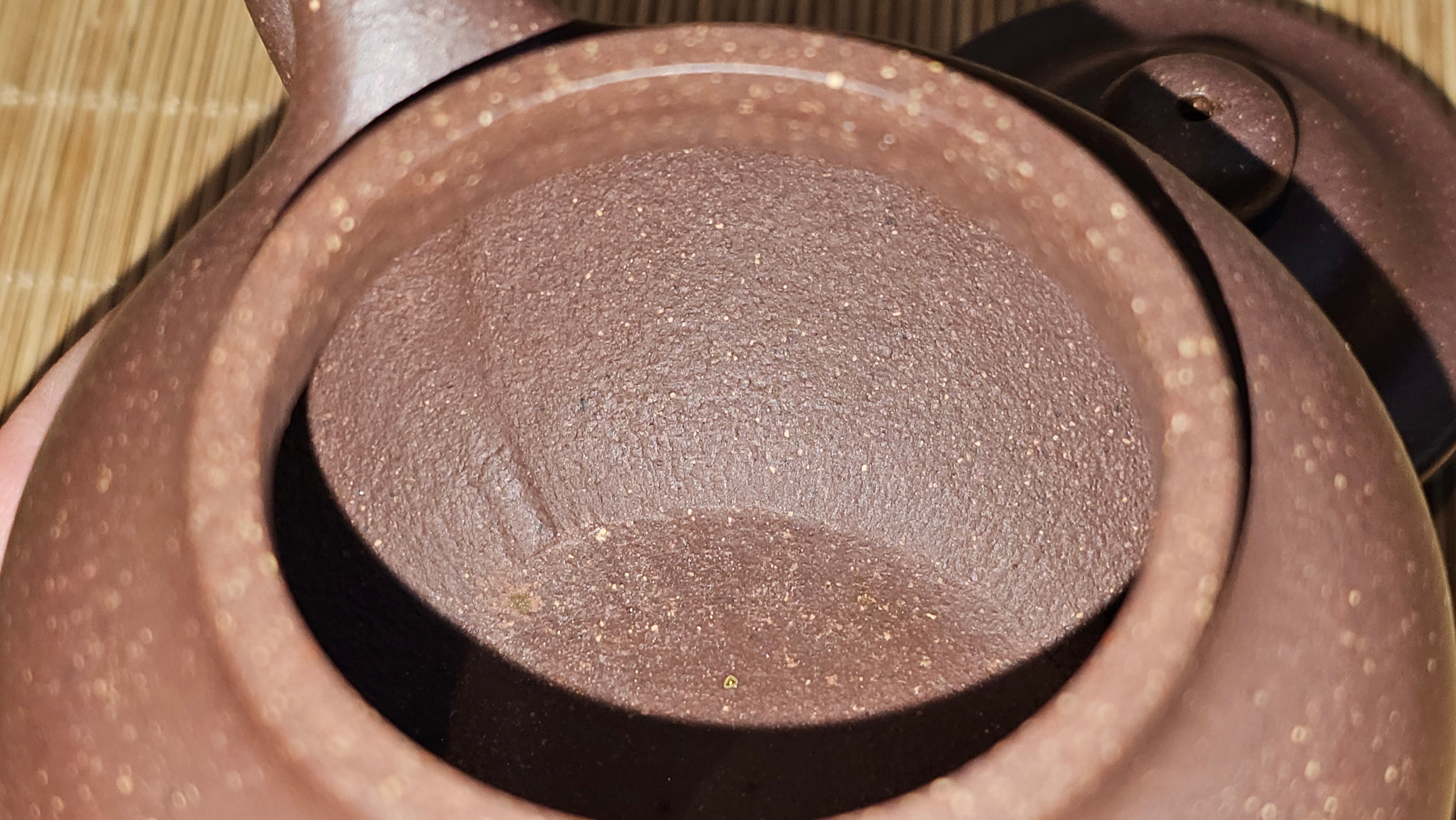 Lian Zi 莲子, 190.1ml, Lao Zi Ni 老紫泥 (Particular High Graininess, and Low Sieve Count), by Craftsman Chen Fa Chu 陈法初 ~ Congratulations to Mr M.H., 1718hrs 8th May 2025, Columbus, OH.