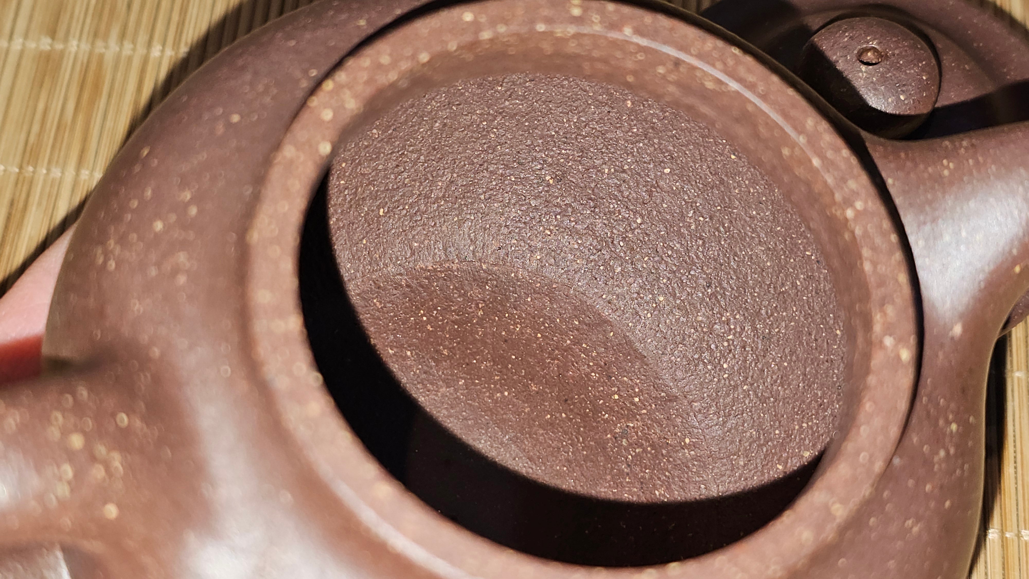 Lian Zi 莲子, 190.1ml, Lao Zi Ni 老紫泥 (Particular High Graininess, and Low Sieve Count), by Craftsman Chen Fa Chu 陈法初 ~ Congratulations to Mr M.H., 1718hrs 8th May 2025, Columbus, OH.