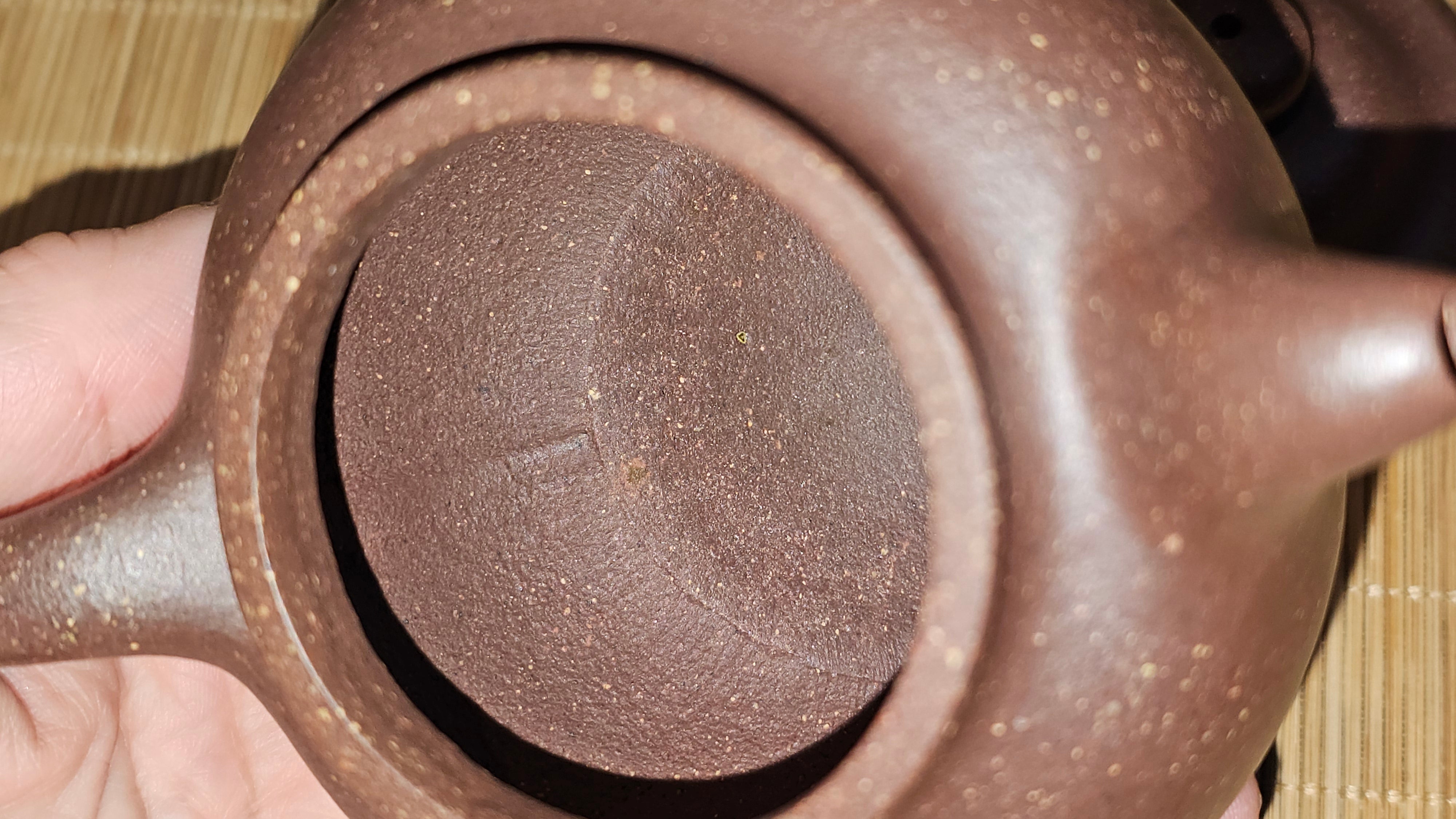 Lian Zi 莲子, 190.1ml, Lao Zi Ni 老紫泥 (Particular High Graininess, and Low Sieve Count), by Craftsman Chen Fa Chu 陈法初 ~ Congratulations to Mr M.H., 1718hrs 8th May 2025, Columbus, OH.