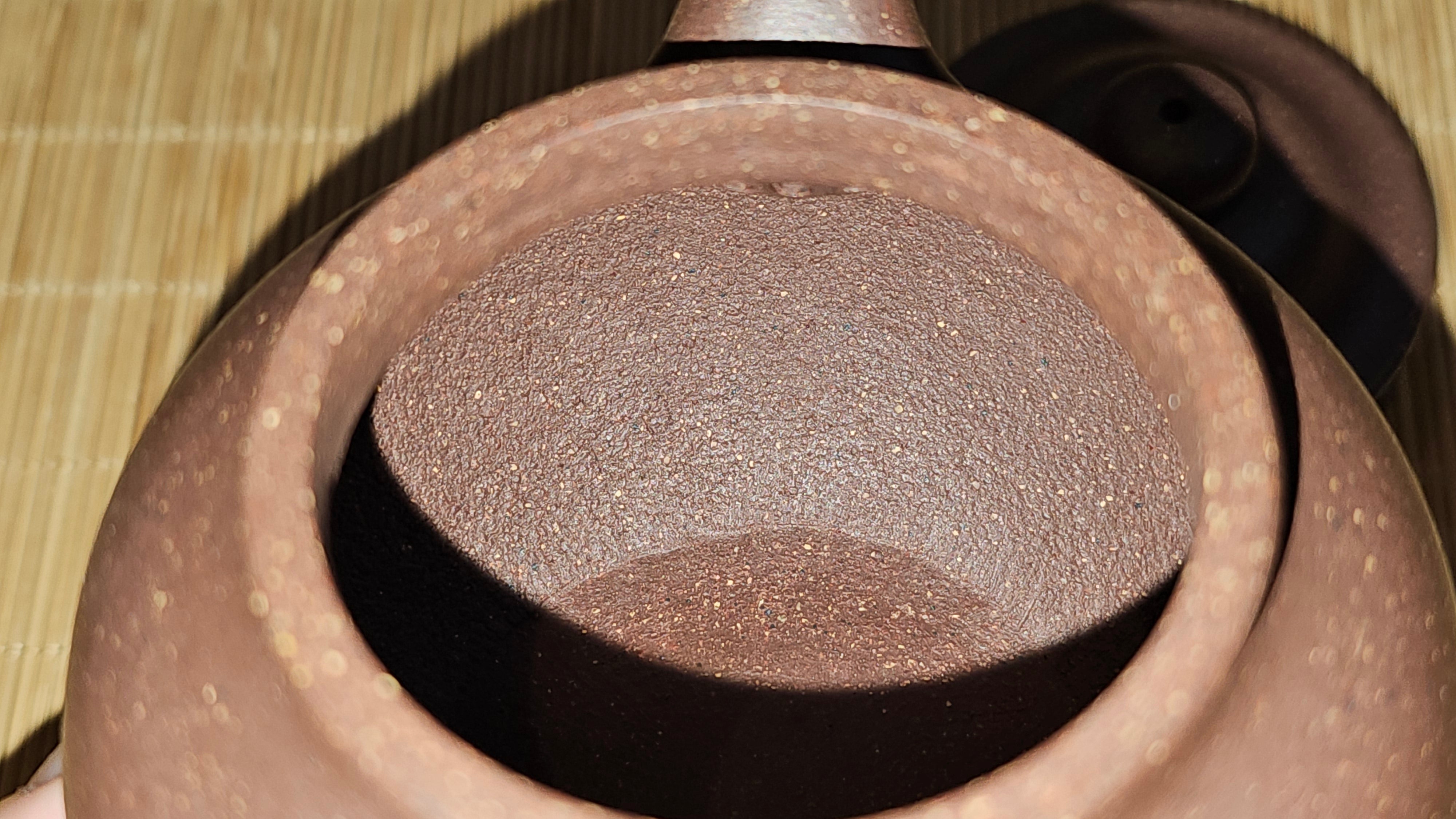 Lian Zi 莲子, 190.1ml, Lao Zi Ni 老紫泥 (Particular High Graininess, and Low Sieve Count), by Craftsman Chen Fa Chu 陈法初 ~ Congratulations to Mr M.H., 1718hrs 8th May 2025, Columbus, OH.