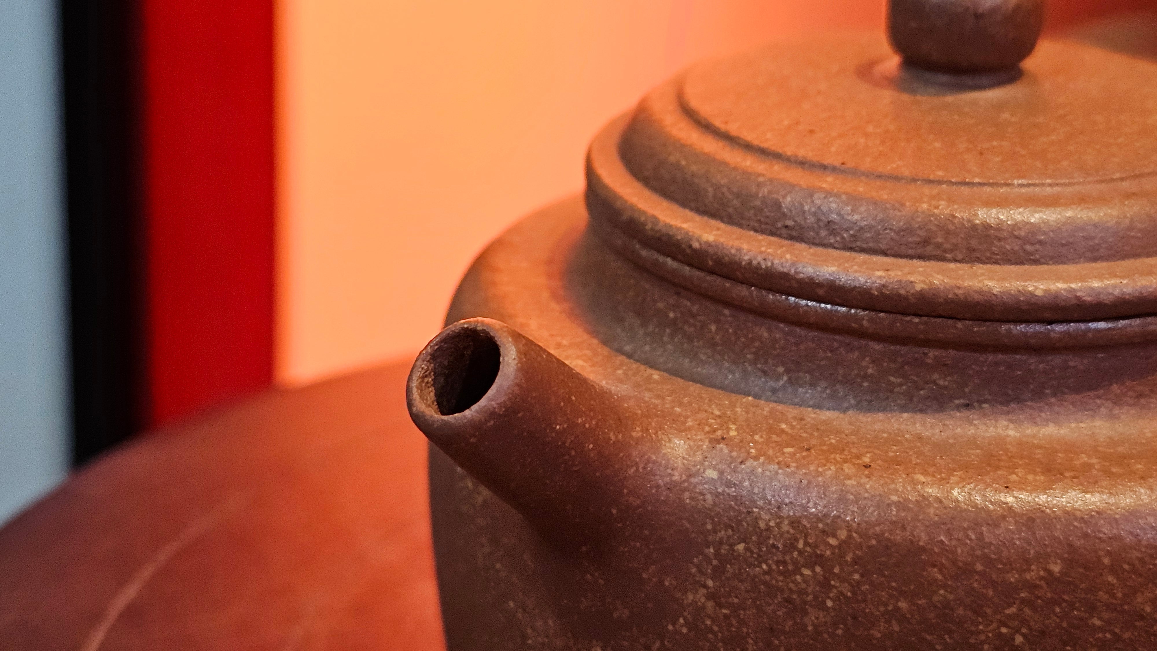 De Zhong 德钟, 165.8ml, Huang Jiang Po Ni 黄降坡泥, by our Collaborative Craftsman Chen Hua Jun 陈华军~ Congratulations to Mr M.R., 1944hrs 11th May, Paisley, Scotland 🇬🇧.