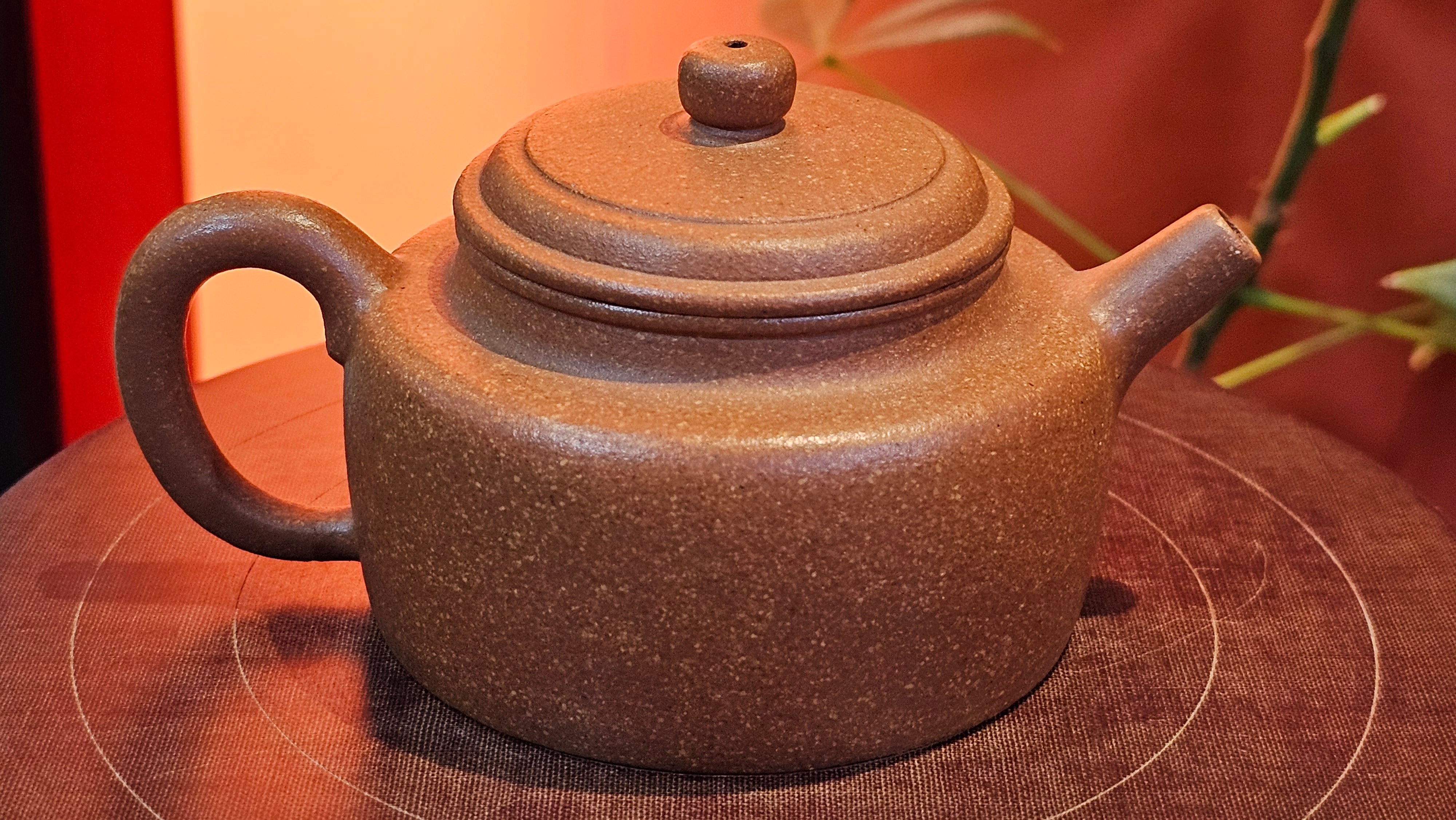 De Zhong 德钟, 165.8ml, Huang Jiang Po Ni 黄降坡泥, by our Collaborative Craftsman Chen Hua Jun 陈华军~ Congratulations to Mr M.R., 1944hrs 11th May, Paisley, Scotland 🇬🇧.