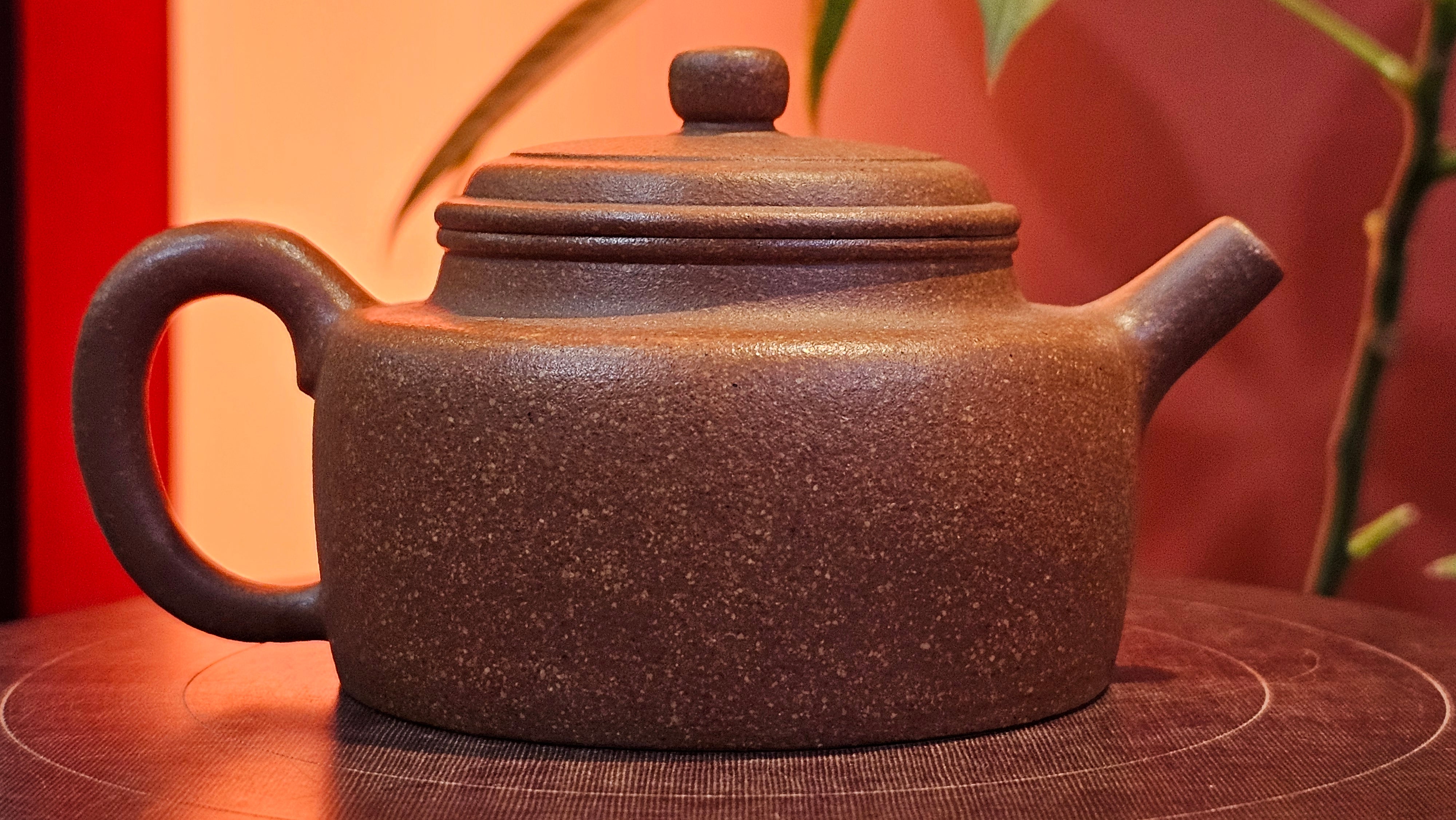 De Zhong 德钟, 165.8ml, Huang Jiang Po Ni 黄降坡泥, by our Collaborative Craftsman Chen Hua Jun 陈华军~ Congratulations to Mr M.R., 1944hrs 11th May, Paisley, Scotland 🇬🇧.