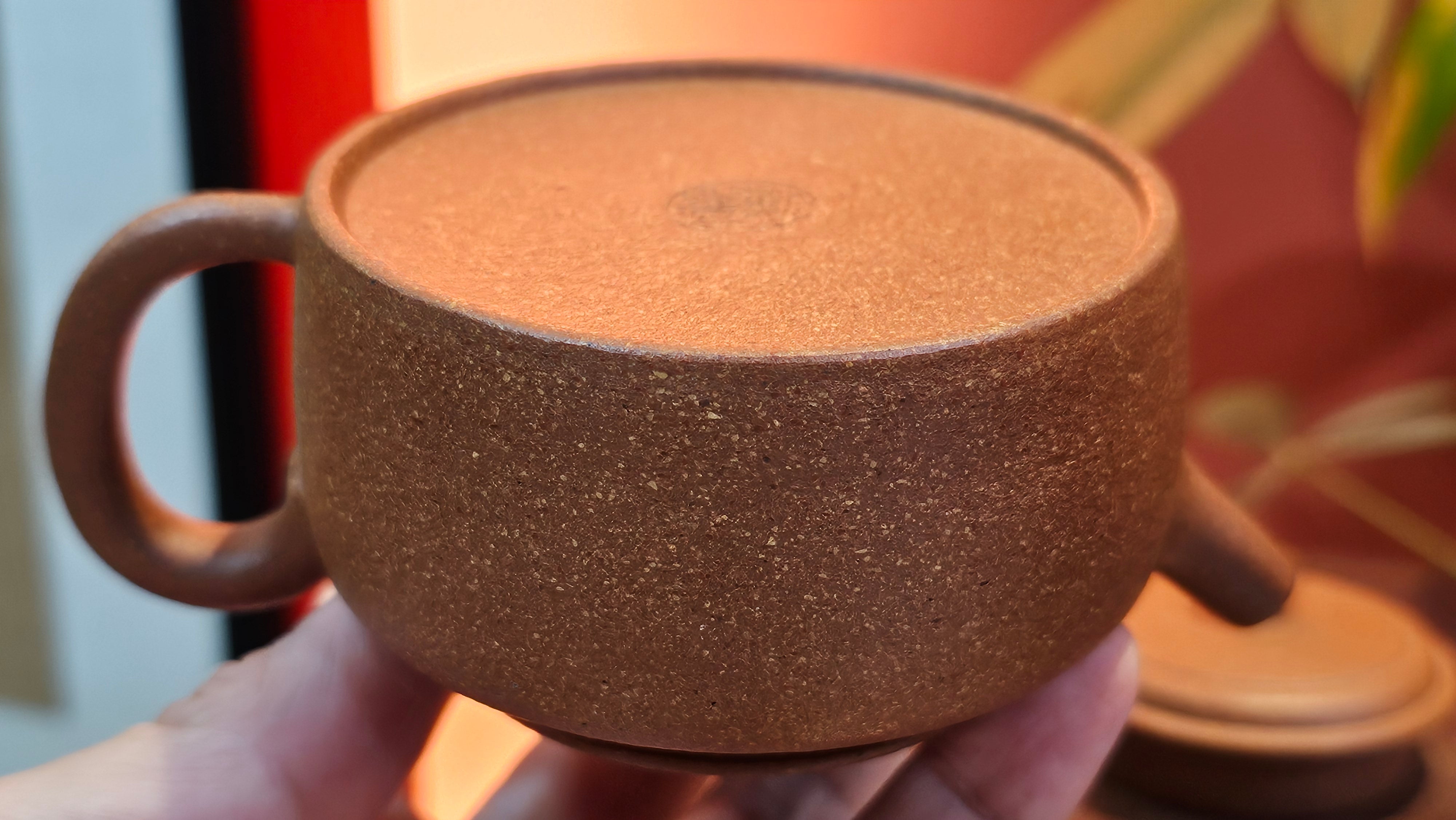 De Zhong 德钟, 165.8ml, Huang Jiang Po Ni 黄降坡泥, by our Collaborative Craftsman Chen Hua Jun 陈华军~ Congratulations to Mr M.R., 1944hrs 11th May, Paisley, Scotland 🇬🇧.