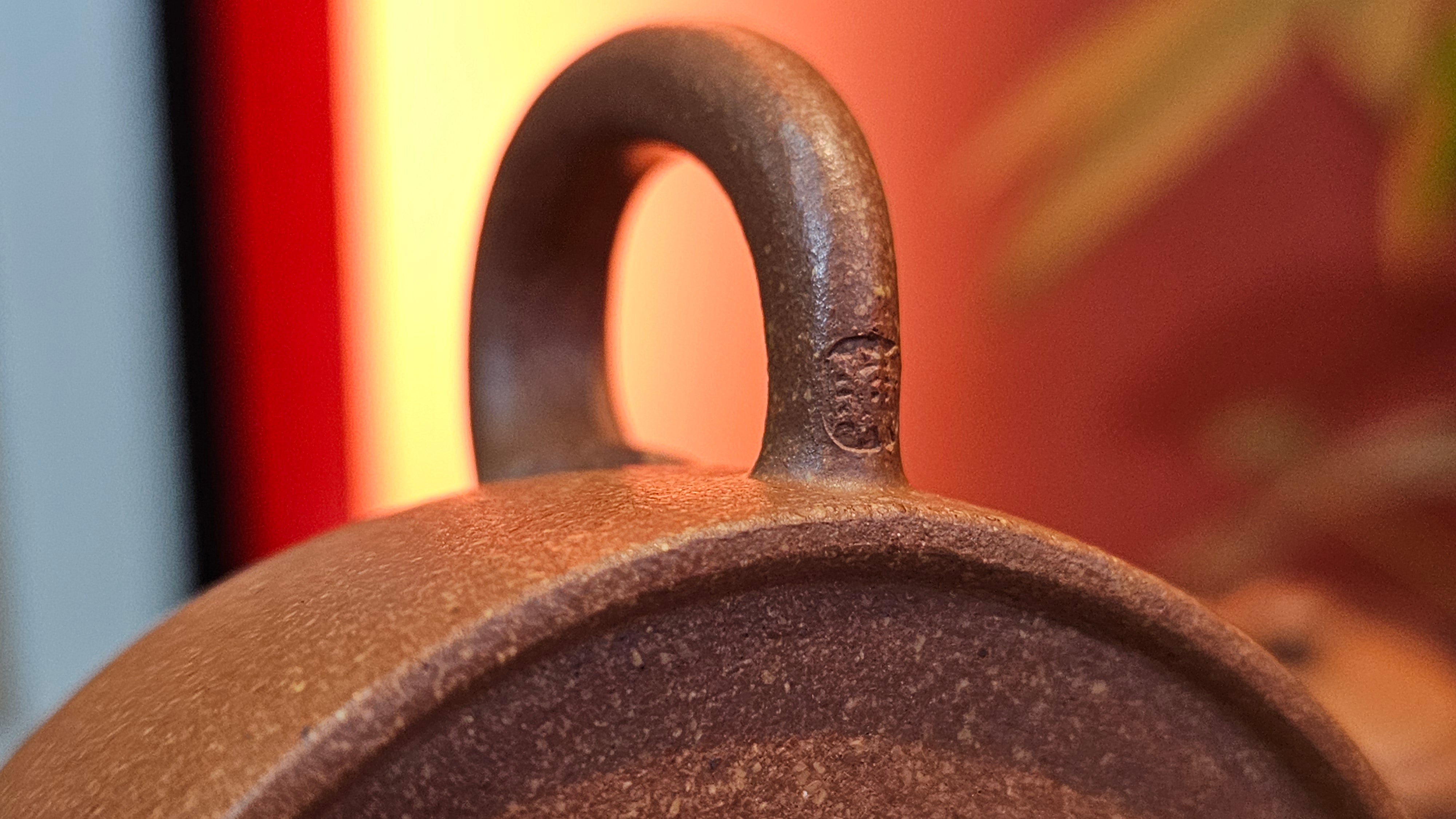 De Zhong 德钟, 165.8ml, Huang Jiang Po Ni 黄降坡泥, by our Collaborative Craftsman Chen Hua Jun 陈华军~ Congratulations to Mr M.R., 1944hrs 11th May, Paisley, Scotland 🇬🇧.