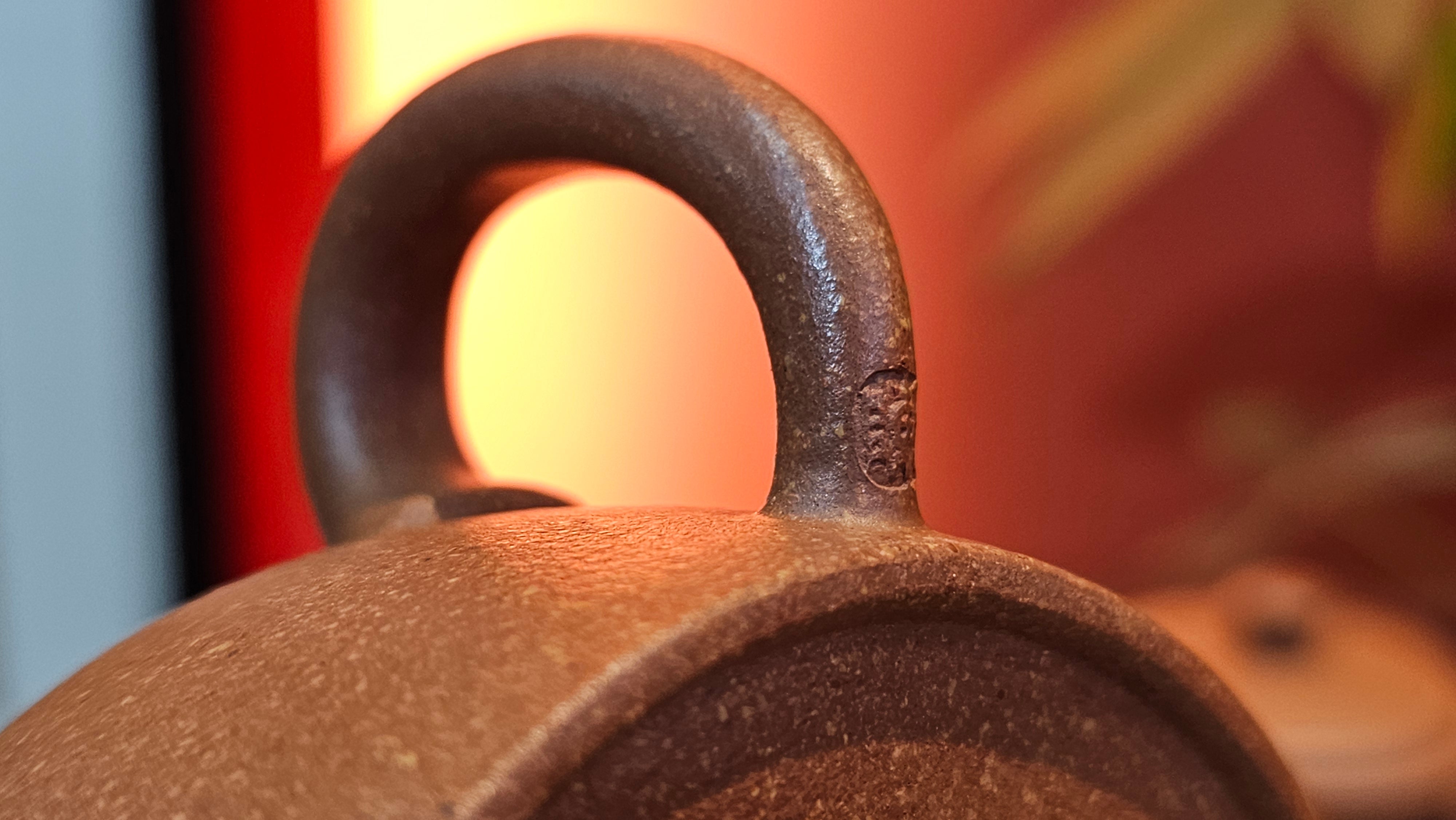 De Zhong 德钟, 165.8ml, Huang Jiang Po Ni 黄降坡泥, by our Collaborative Craftsman Chen Hua Jun 陈华军~ Congratulations to Mr M.R., 1944hrs 11th May, Paisley, Scotland 🇬🇧.