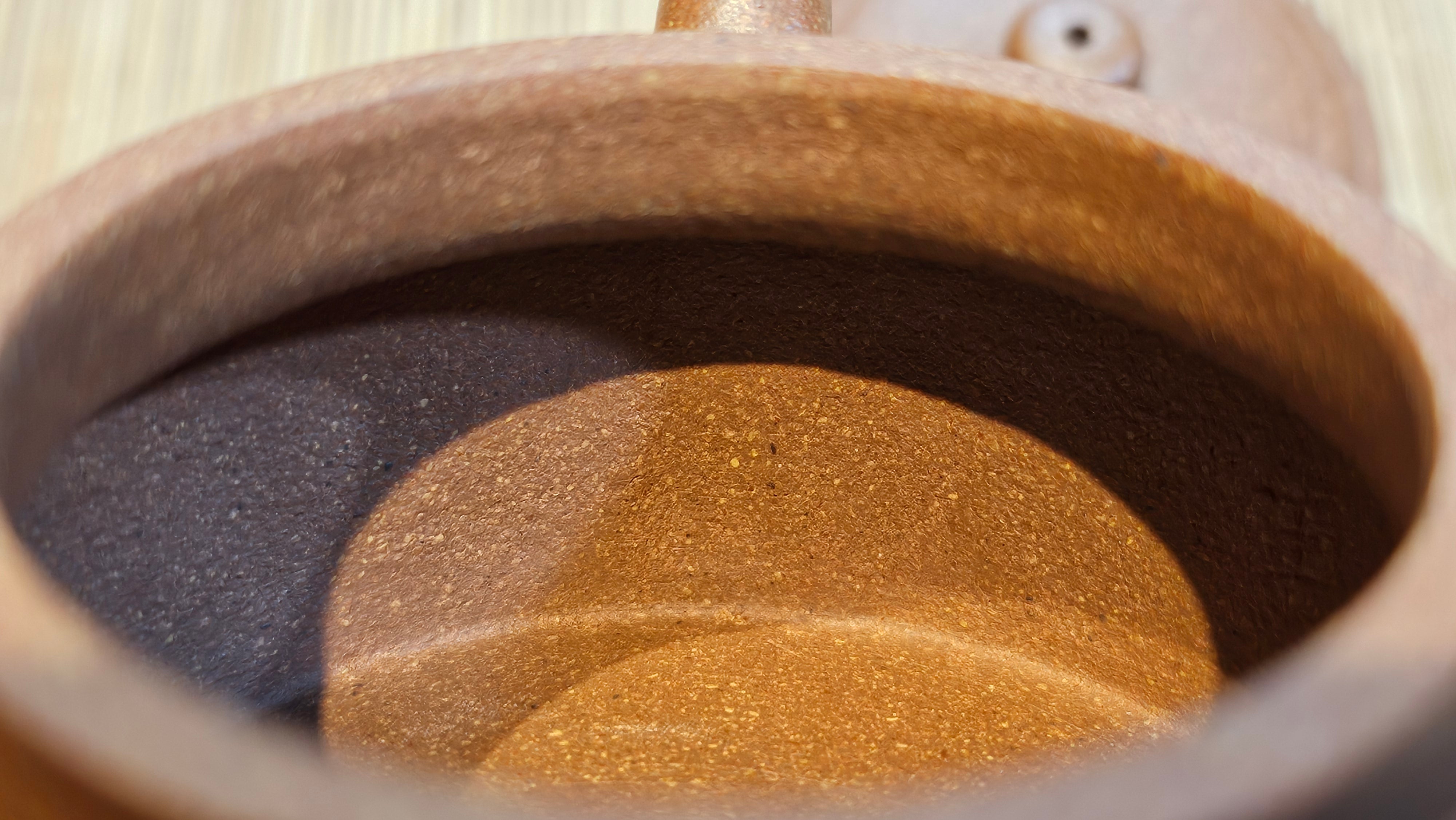 De Zhong 德钟, 165.8ml, Huang Jiang Po Ni 黄降坡泥, by our Collaborative Craftsman Chen Hua Jun 陈华军~ Congratulations to Mr M.R., 1944hrs 11th May, Paisley, Scotland 🇬🇧.