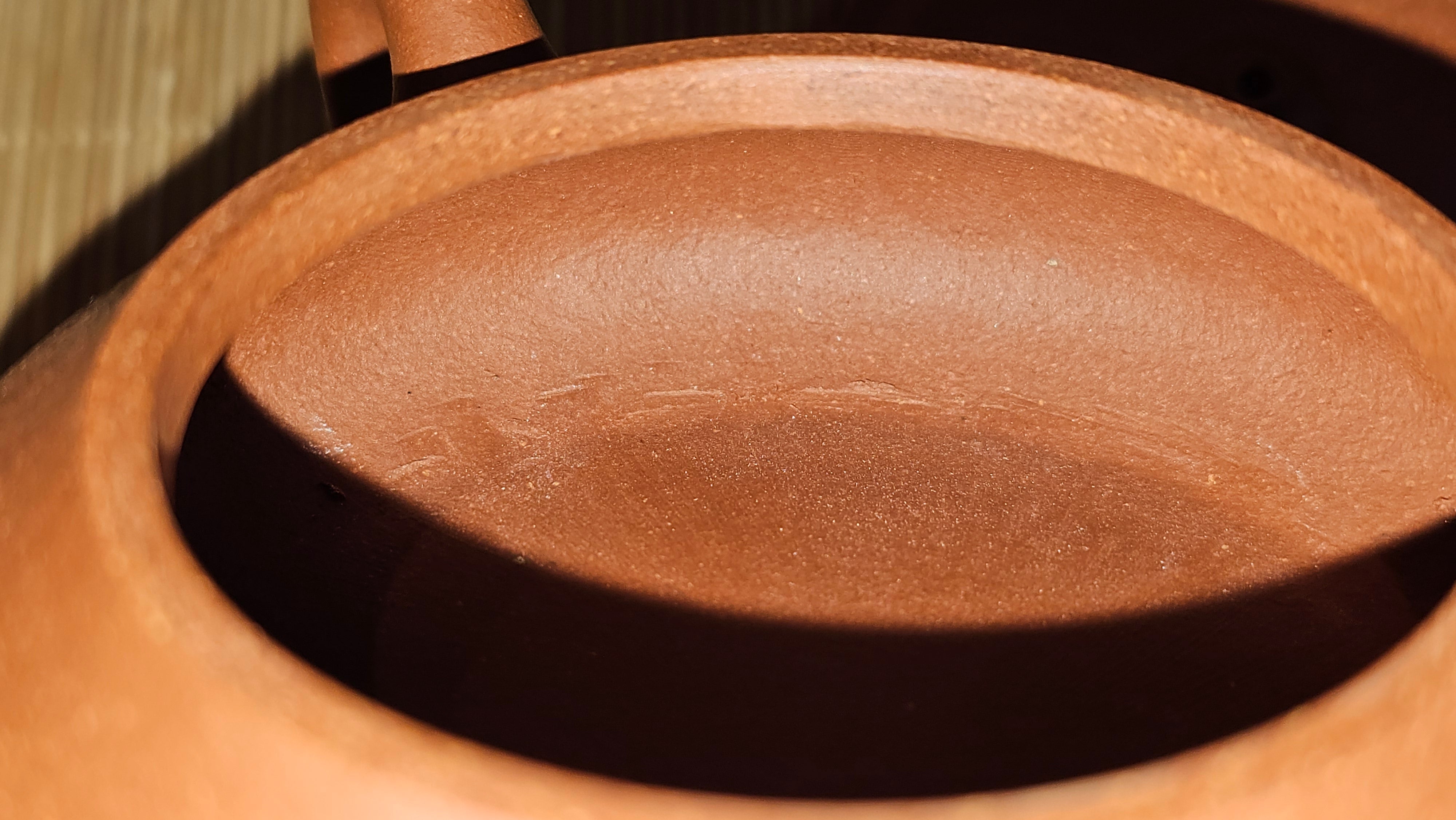 Ming Lu 明炉, 141.1ml, Hong Jiang Po Ni 红降坡泥, by our Collaborative Craftsman Chen Gui Zhi 陈桂枝。(Red JiangPoNi is rarer than Yellow JiangPoNi, XiaoMeiYao ZhuNi & ZhaoZhuang ZhuNi) ~ Congratulations to Mr L.Q., 1526hrs 12th May 2025, Pender Island, Canada 🇨🇦.