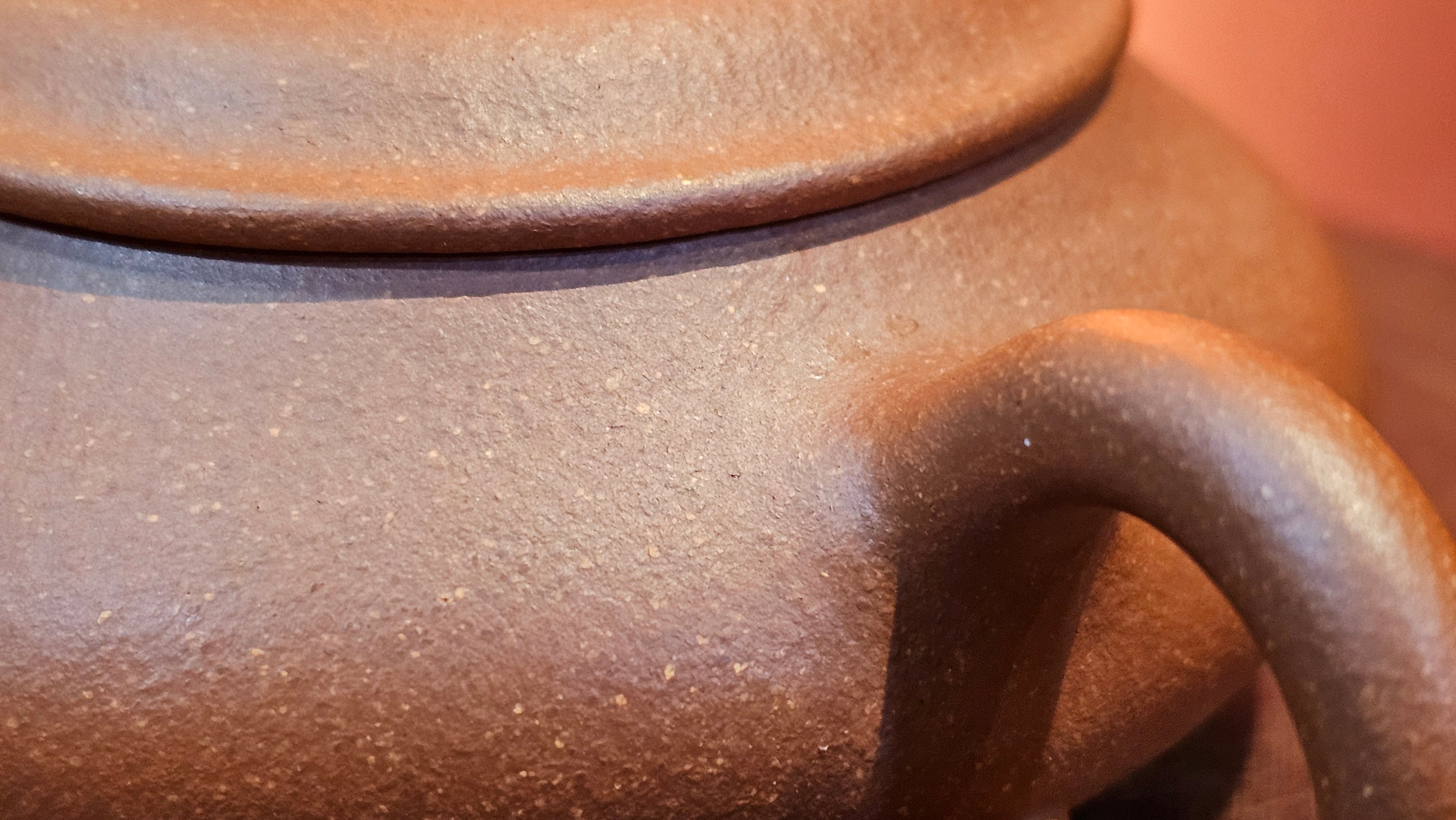 Ming Lu 明炉, 141.1ml, Hong Jiang Po Ni 红降坡泥, by our Collaborative Craftsman Chen Gui Zhi 陈桂枝。(Red JiangPoNi is rarer than Yellow JiangPoNi, XiaoMeiYao ZhuNi & ZhaoZhuang ZhuNi) ~ Congratulations to Mr L.Q., 1526hrs 12th May 2025, Pender Island, Canada 🇨🇦.