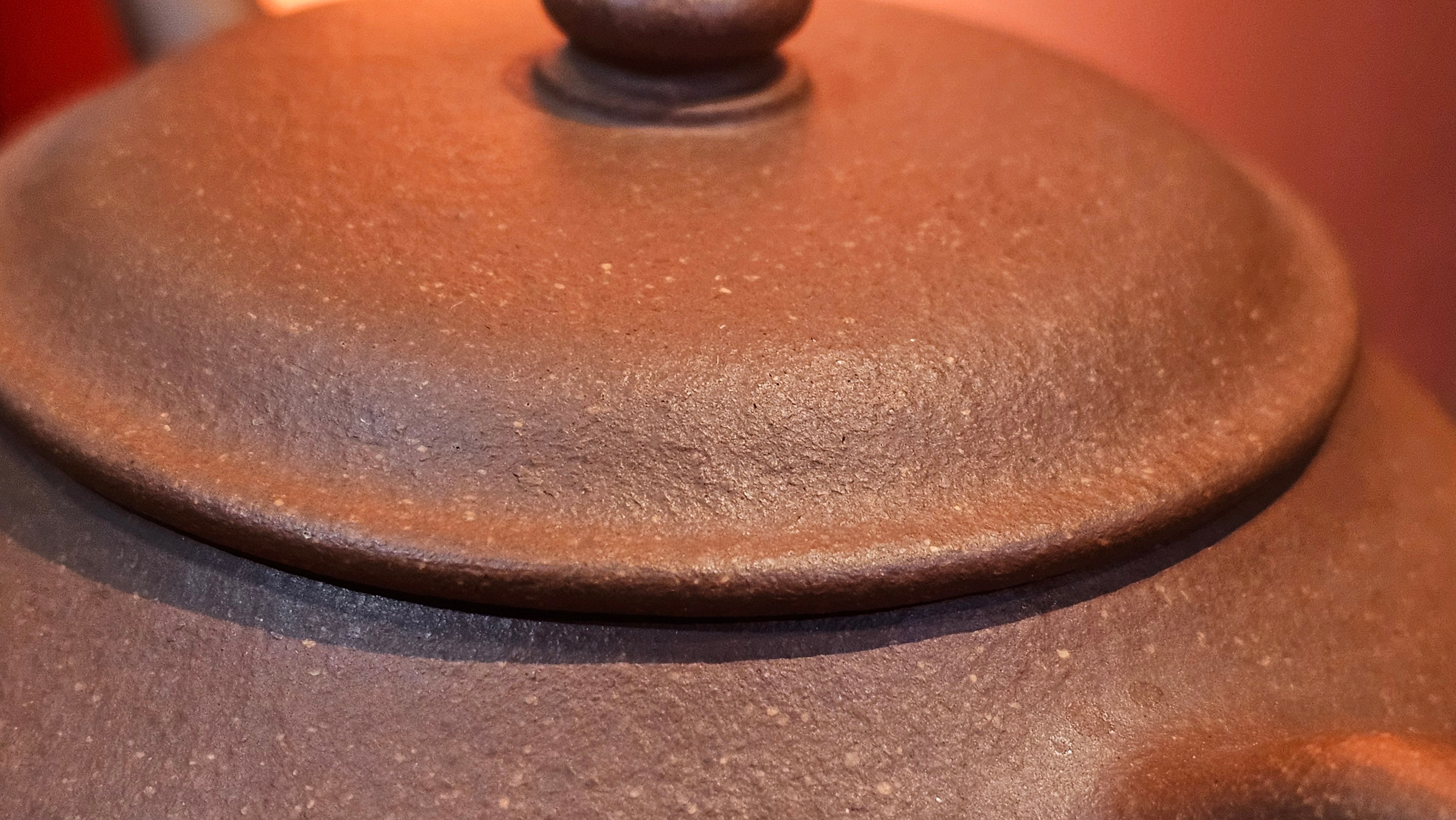 Ming Lu 明炉, 141.1ml, Hong Jiang Po Ni 红降坡泥, by our Collaborative Craftsman Chen Gui Zhi 陈桂枝。(Red JiangPoNi is rarer than Yellow JiangPoNi, XiaoMeiYao ZhuNi & ZhaoZhuang ZhuNi) ~ Congratulations to Mr L.Q., 1526hrs 12th May 2025, Pender Island, Canada 🇨🇦.