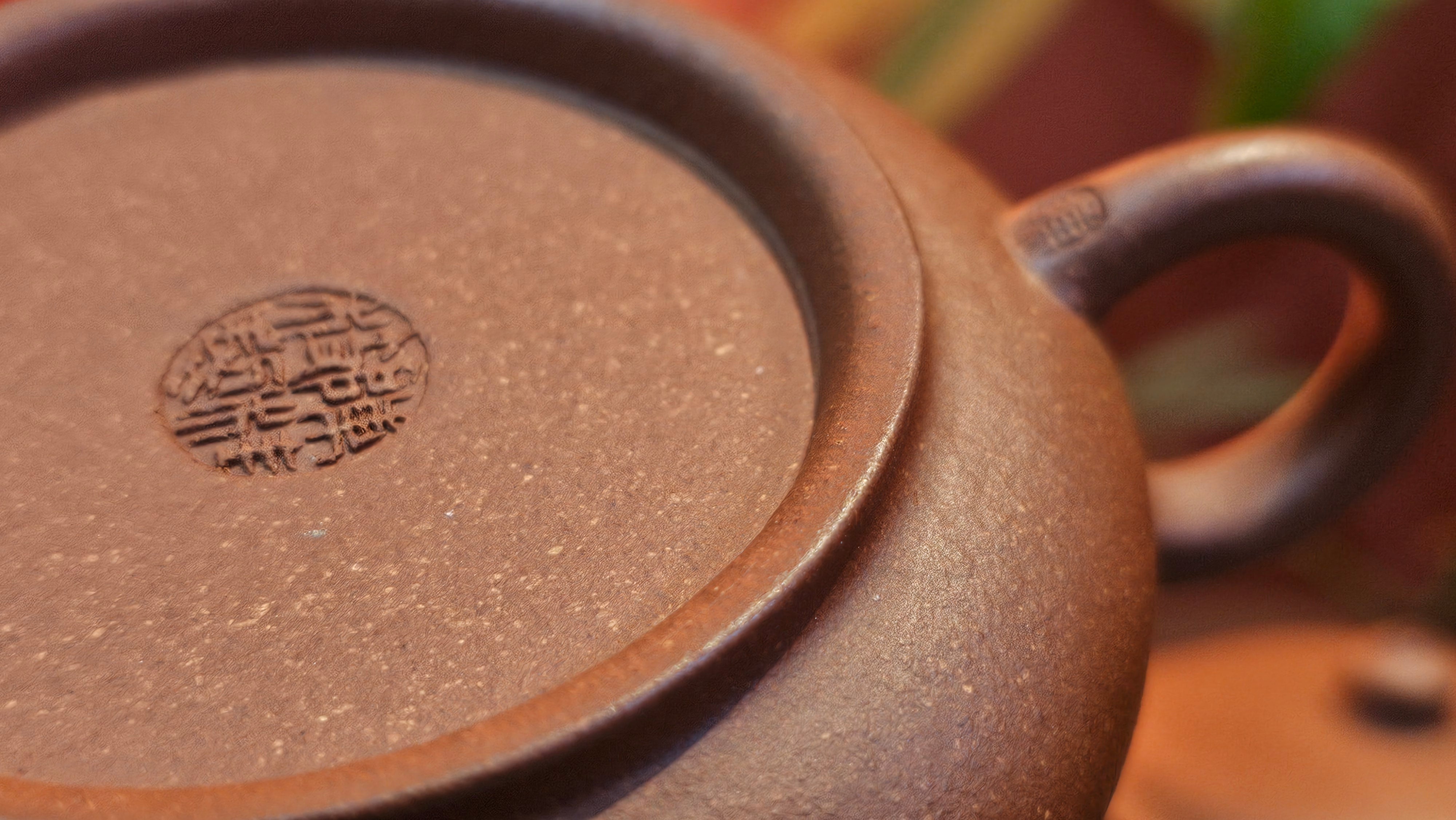 Ming Lu 明炉, 141.1ml, Hong Jiang Po Ni 红降坡泥, by our Collaborative Craftsman Chen Gui Zhi 陈桂枝。(Red JiangPoNi is rarer than Yellow JiangPoNi, XiaoMeiYao ZhuNi & ZhaoZhuang ZhuNi) ~ Congratulations to Mr L.Q., 1526hrs 12th May 2025, Pender Island, Canada 🇨🇦.