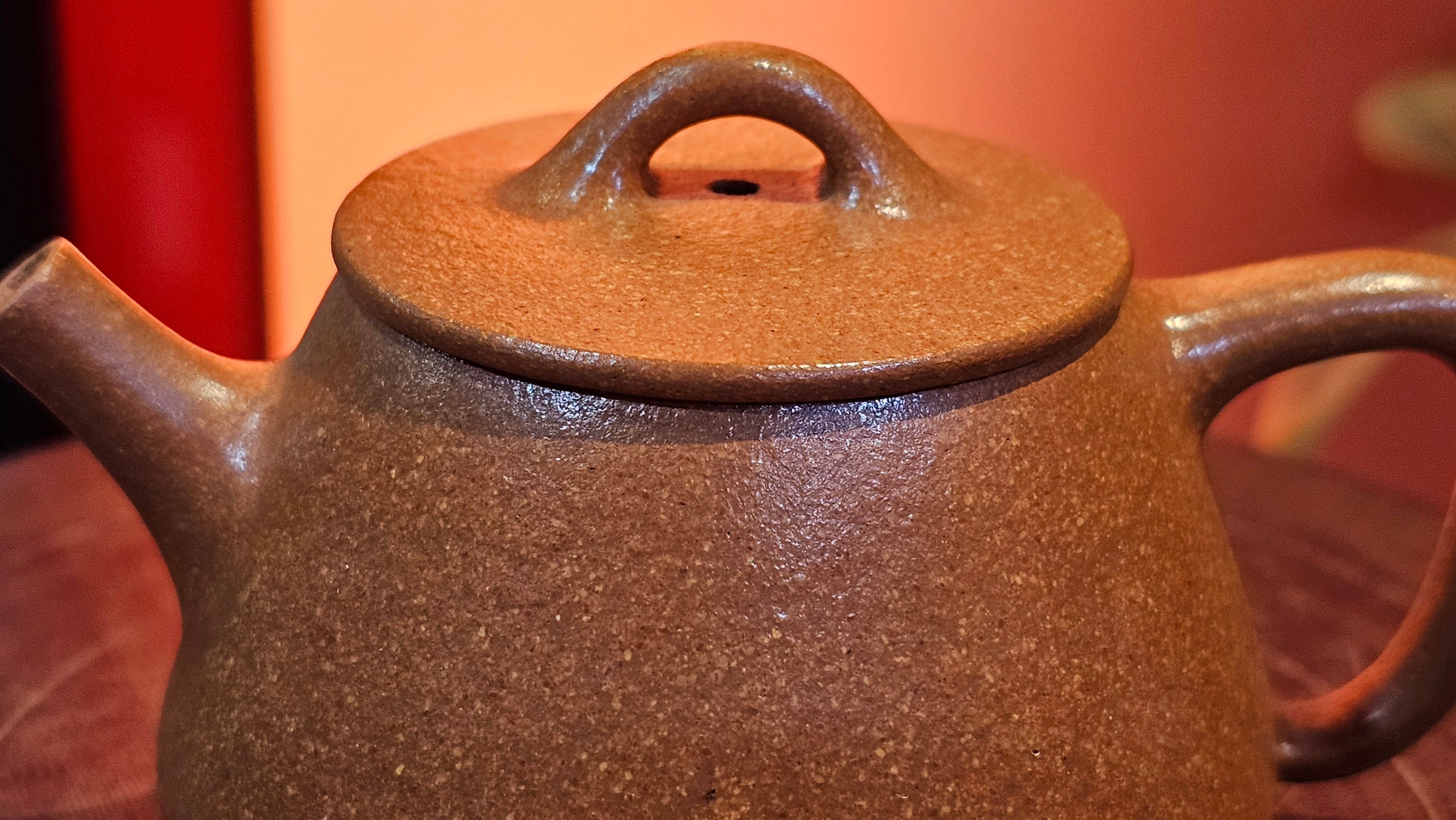 Shi Piao 石瓢 (Gao Shi Piao 高石瓢), 115.5ml, Huang Jiang Po Ni 黄降坡泥, by our Collaborative Craftsman Chen Hua Jun 陈华军 ~ Congratulations to Mr R.H., 1927hrs 14th May 2025, Lörzweiler, Germany 🇩🇪.