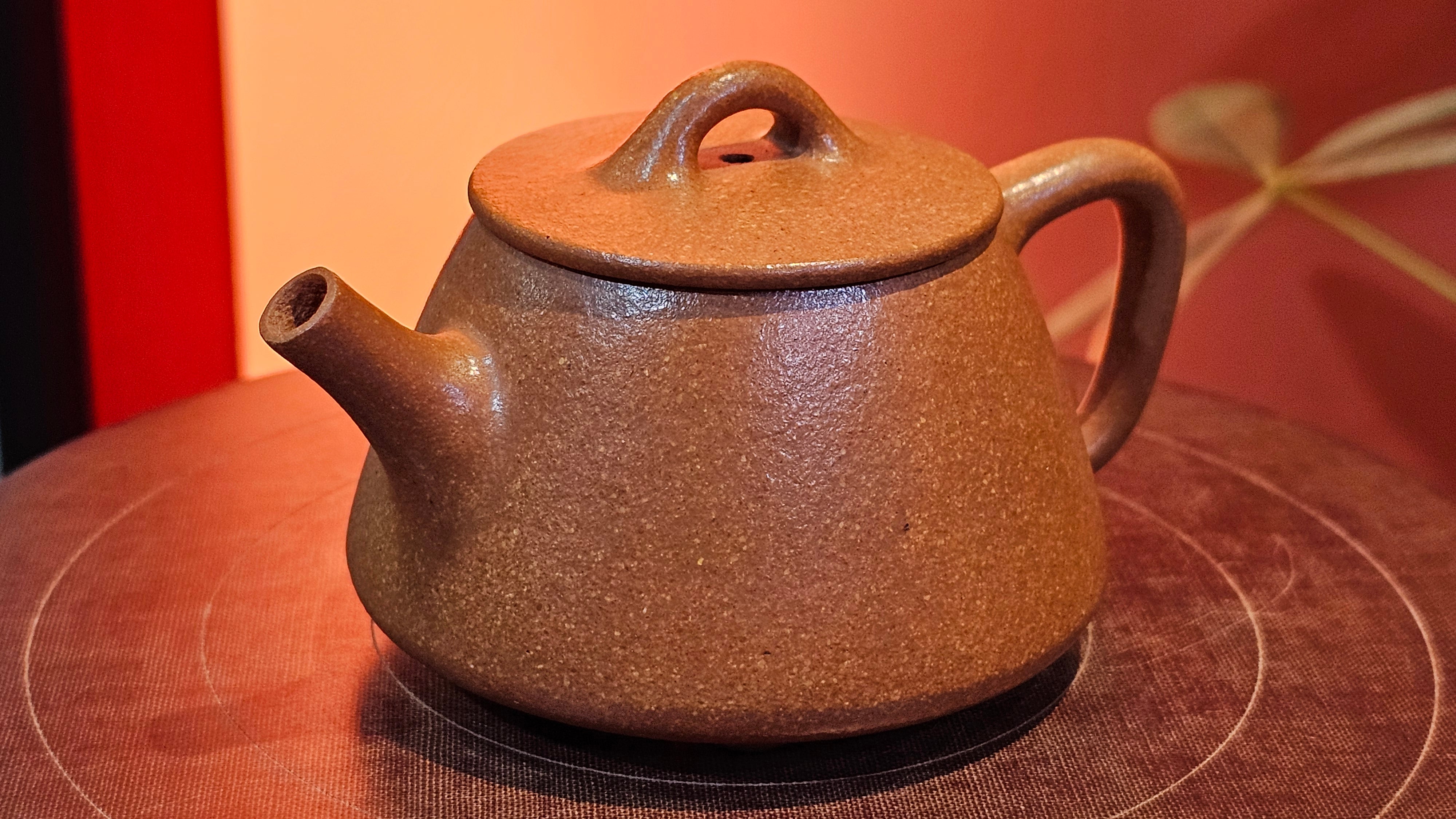 Shi Piao 石瓢 (Gao Shi Piao 高石瓢), 115.5ml, Huang Jiang Po Ni 黄降坡泥, by our Collaborative Craftsman Chen Hua Jun 陈华军 ~ Congratulations to Mr R.H., 1927hrs 14th May 2025, Lörzweiler, Germany 🇩🇪.