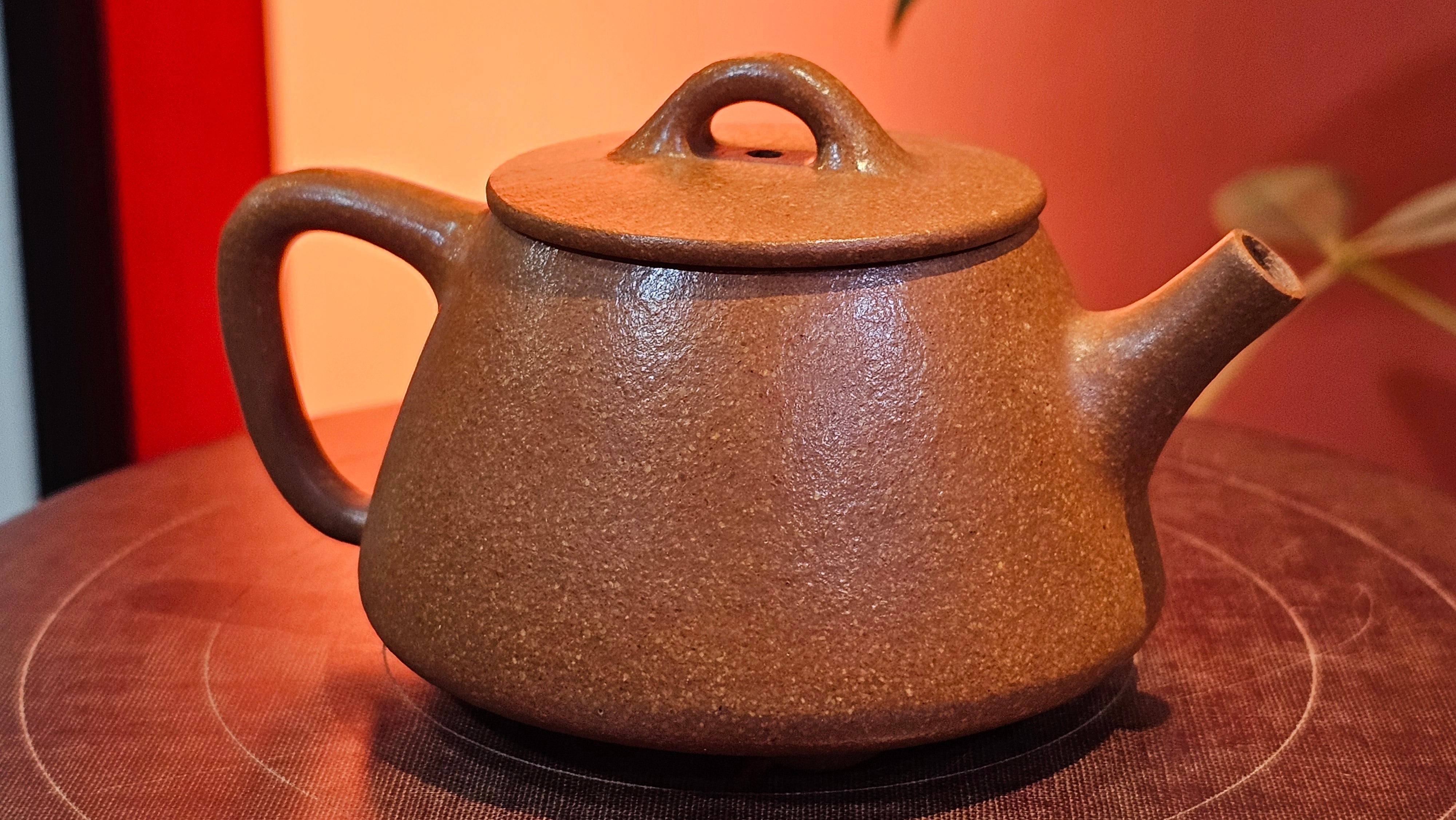 Shi Piao 石瓢 (Gao Shi Piao 高石瓢), 115.5ml, Huang Jiang Po Ni 黄降坡泥, by our Collaborative Craftsman Chen Hua Jun 陈华军 ~ Congratulations to Mr R.H., 1927hrs 14th May 2025, Lörzweiler, Germany 🇩🇪.