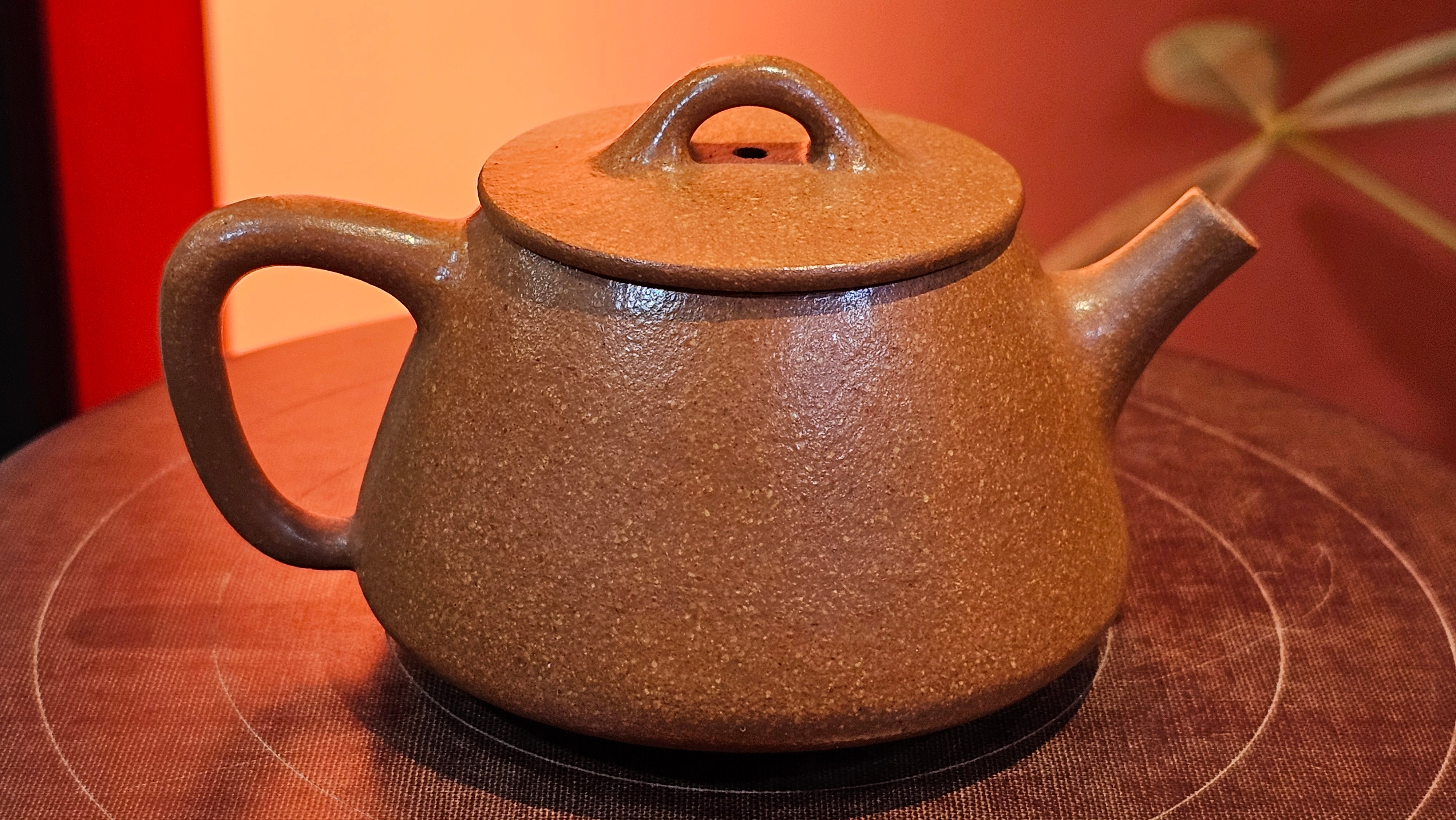 Shi Piao 石瓢 (Gao Shi Piao 高石瓢), 115.5ml, Huang Jiang Po Ni 黄降坡泥, by our Collaborative Craftsman Chen Hua Jun 陈华军 ~ Congratulations to Mr R.H., 1927hrs 14th May 2025, Lörzweiler, Germany 🇩🇪.