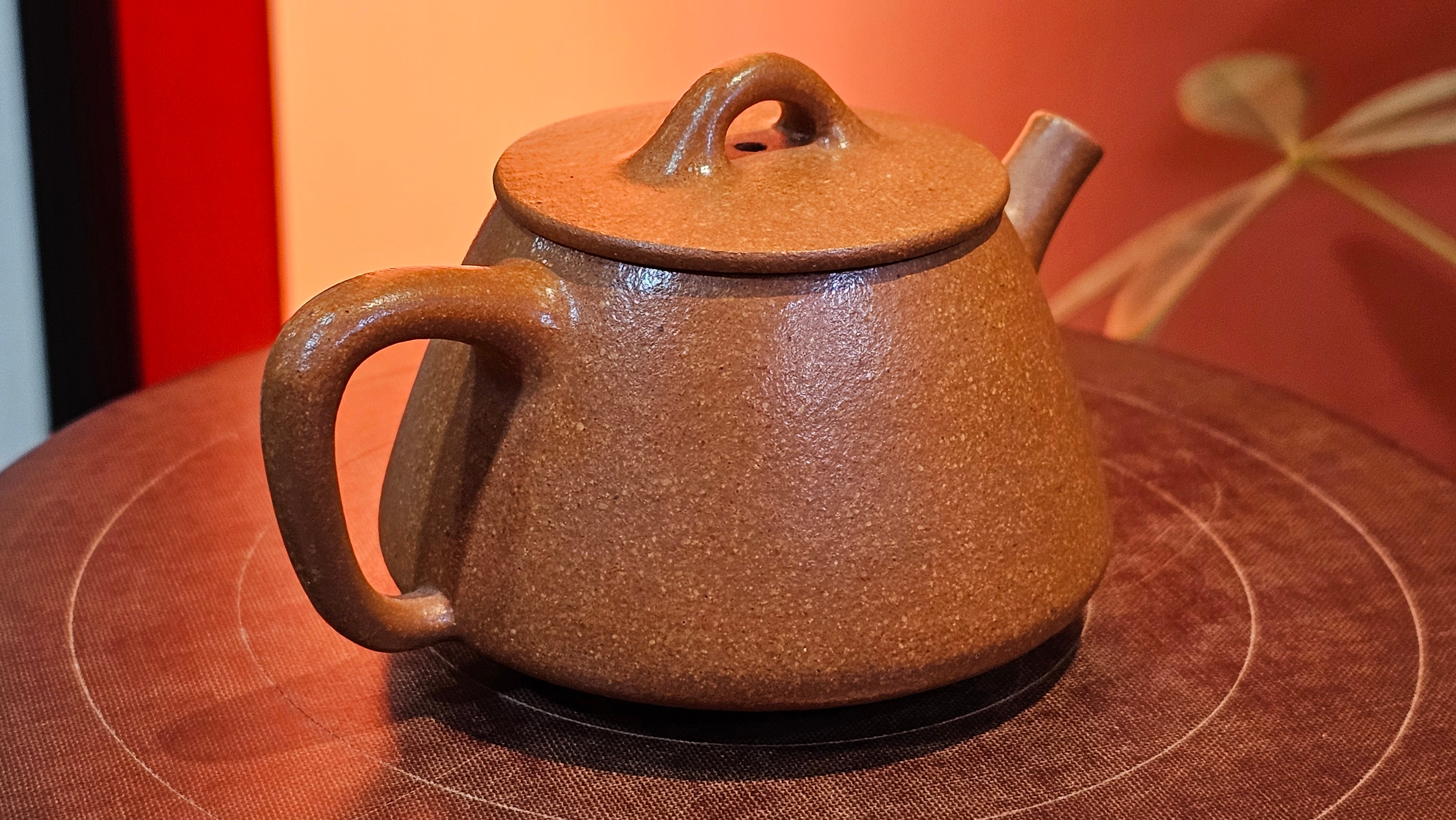 Shi Piao 石瓢 (Gao Shi Piao 高石瓢), 115.5ml, Huang Jiang Po Ni 黄降坡泥, by our Collaborative Craftsman Chen Hua Jun 陈华军 ~ Congratulations to Mr R.H., 1927hrs 14th May 2025, Lörzweiler, Germany 🇩🇪.