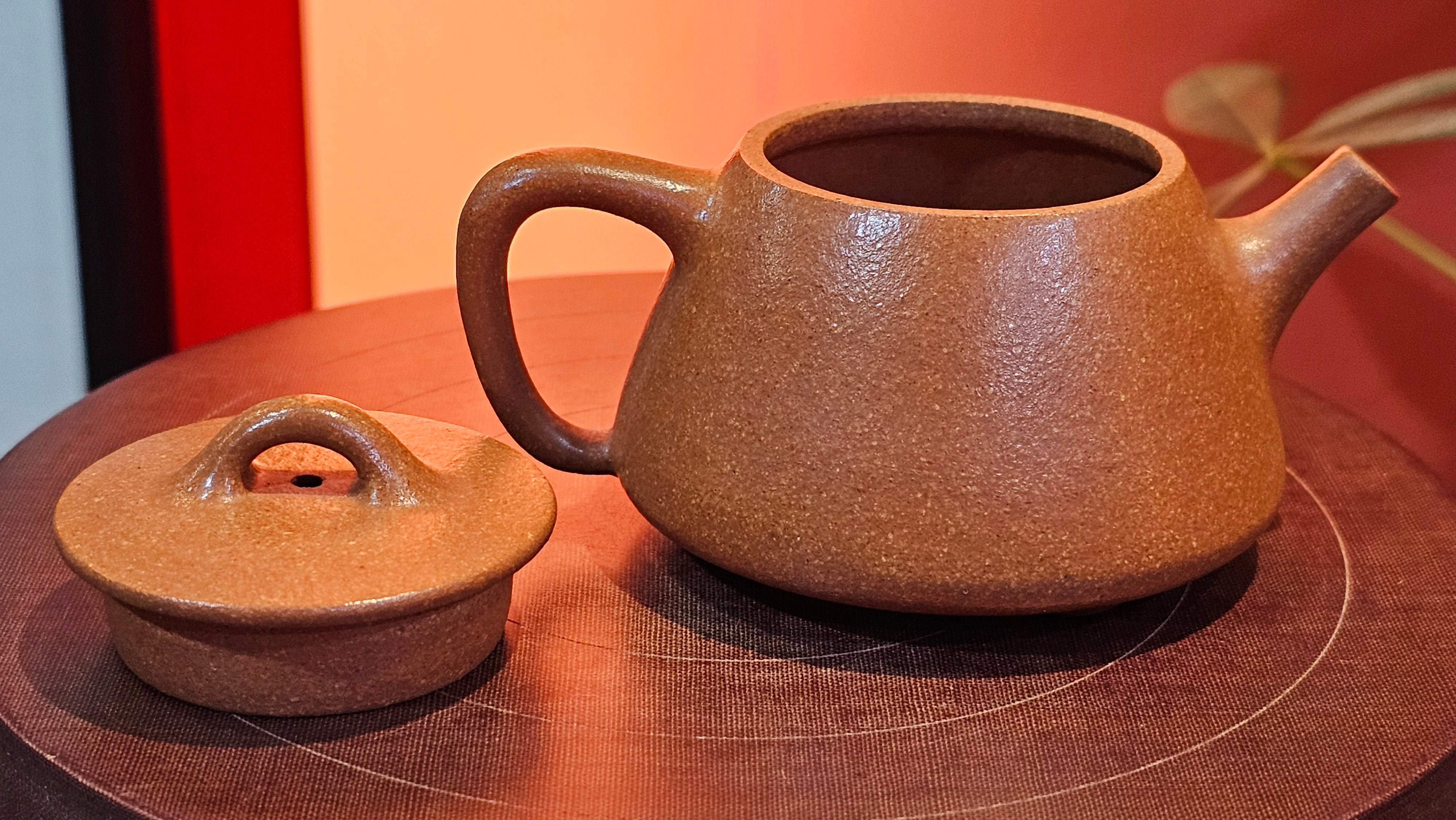 Shi Piao 石瓢 (Gao Shi Piao 高石瓢), 115.5ml, Huang Jiang Po Ni 黄降坡泥, by our Collaborative Craftsman Chen Hua Jun 陈华军 ~ Congratulations to Mr R.H., 1927hrs 14th May 2025, Lörzweiler, Germany 🇩🇪.