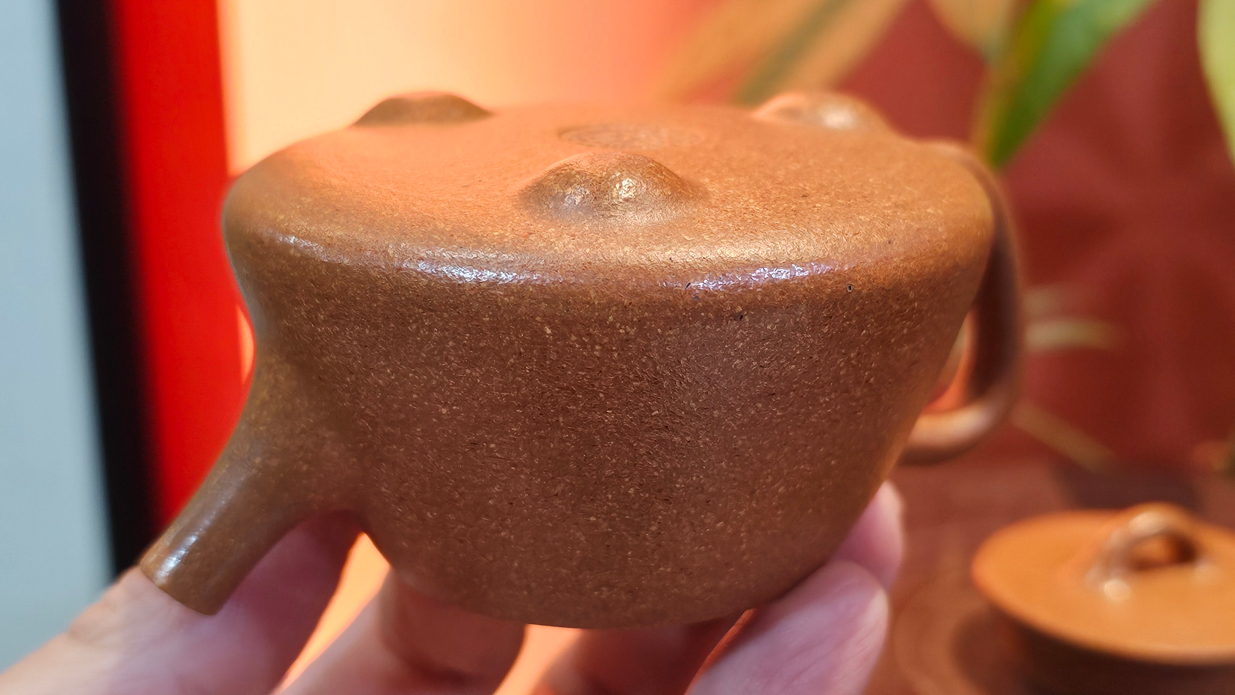 Shi Piao 石瓢 (Gao Shi Piao 高石瓢), 115.5ml, Huang Jiang Po Ni 黄降坡泥, by our Collaborative Craftsman Chen Hua Jun 陈华军 ~ Congratulations to Mr R.H., 1927hrs 14th May 2025, Lörzweiler, Germany 🇩🇪.