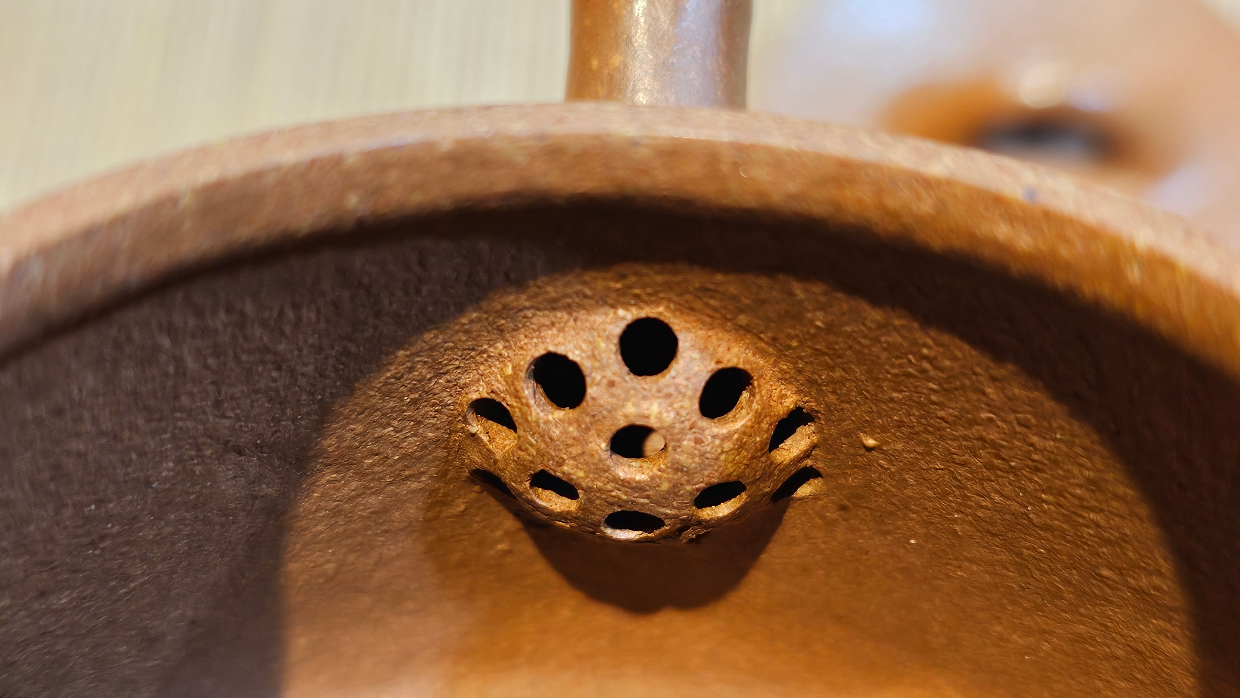 Shi Piao 石瓢 (Gao Shi Piao 高石瓢), 115.5ml, Huang Jiang Po Ni 黄降坡泥, by our Collaborative Craftsman Chen Hua Jun 陈华军 ~ Congratulations to Mr R.H., 1927hrs 14th May 2025, Lörzweiler, Germany 🇩🇪.