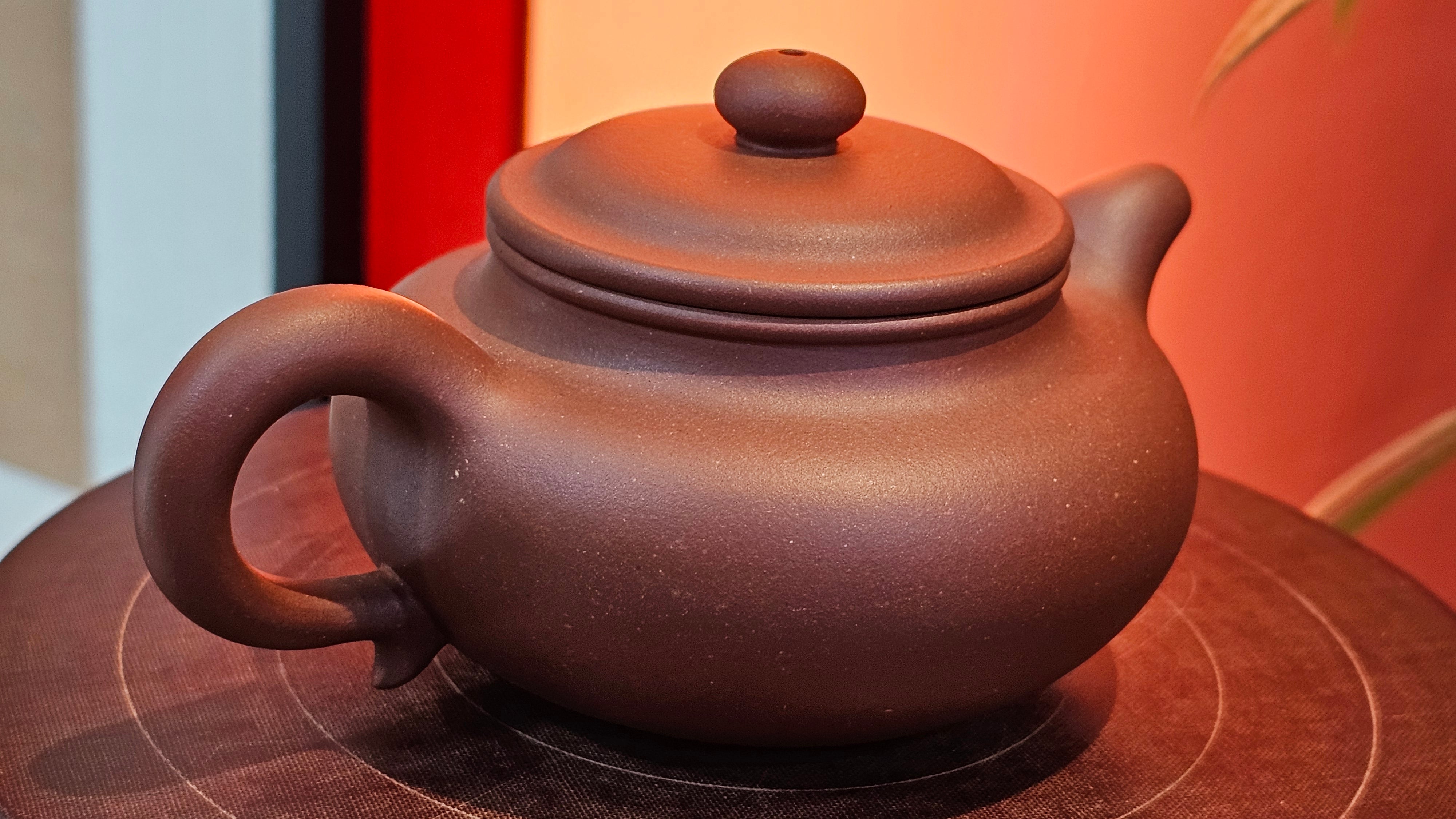 Fang Gu 仿古, 219.5ml, Di Cao Qing Zi Ni 底槽青紫泥, by our Collaborative Craftsman Chen Fa Chu 陈法初 ~ Congratulations to Mr J.M., 1532hrs 15th May 2025, Lake Wales, FL.