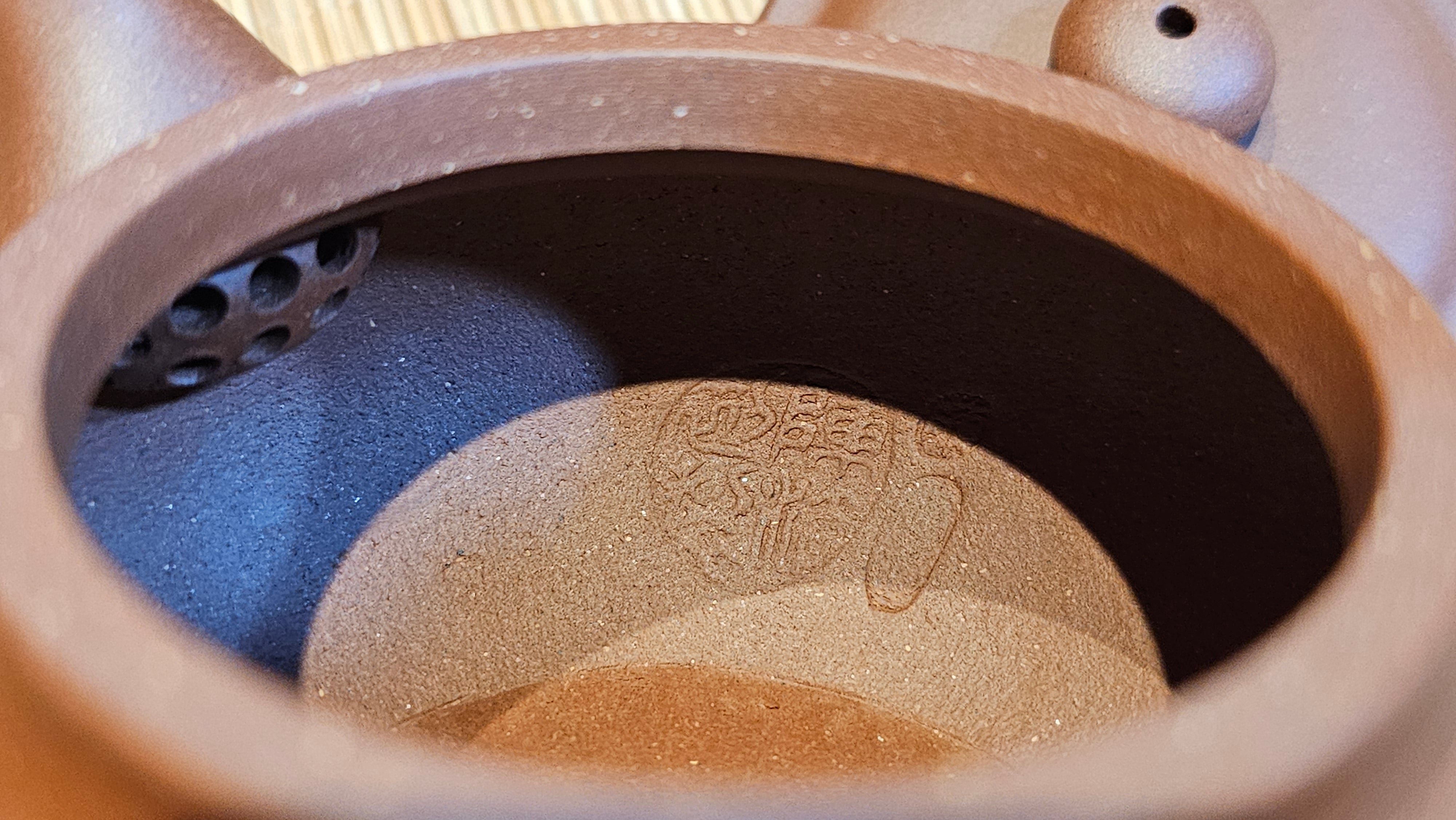 Fang Gu 仿古, 219.5ml, Di Cao Qing Zi Ni 底槽青紫泥, by our Collaborative Craftsman Chen Fa Chu 陈法初 ~ Congratulations to Mr J.M., 1532hrs 15th May 2025, Lake Wales, FL.