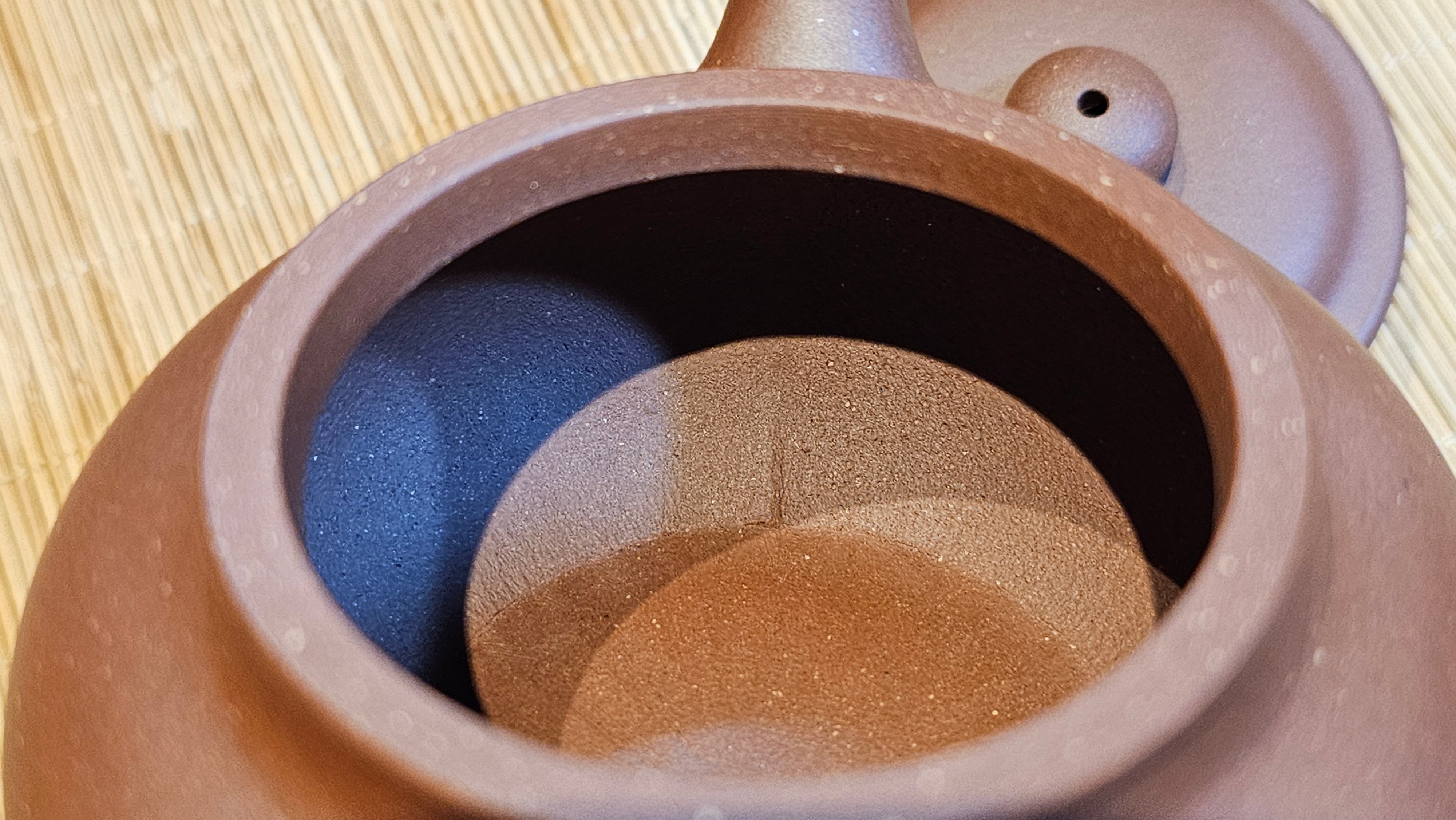 Fang Gu 仿古, 219.5ml, Di Cao Qing Zi Ni 底槽青紫泥, by our Collaborative Craftsman Chen Fa Chu 陈法初 ~ Congratulations to Mr J.M., 1532hrs 15th May 2025, Lake Wales, FL.