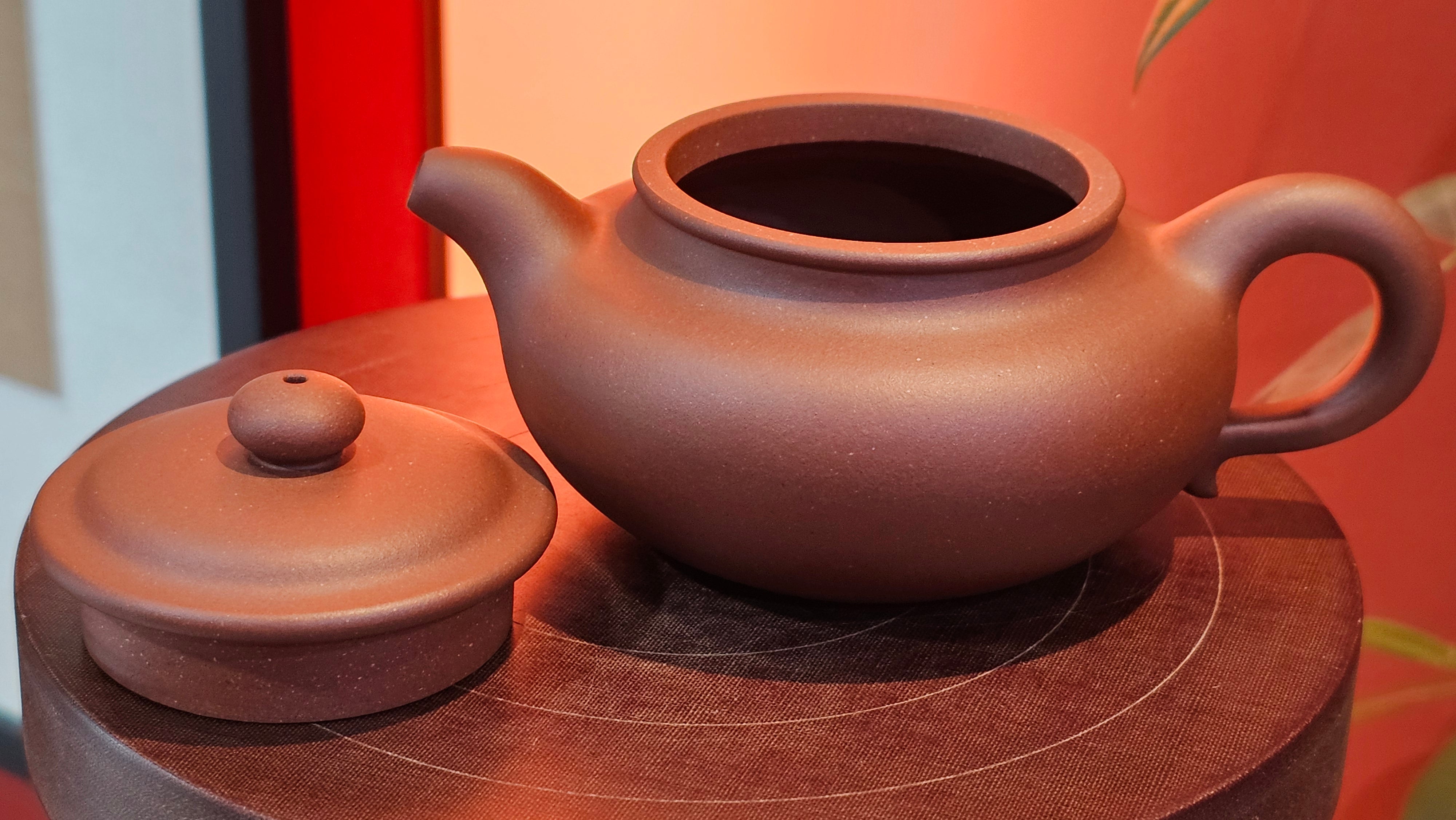 Fang Gu 仿古, 219.5ml, Di Cao Qing Zi Ni 底槽青紫泥, by our Collaborative Craftsman Chen Fa Chu 陈法初 ~ Congratulations to Mr J.M., 1532hrs 15th May 2025, Lake Wales, FL.